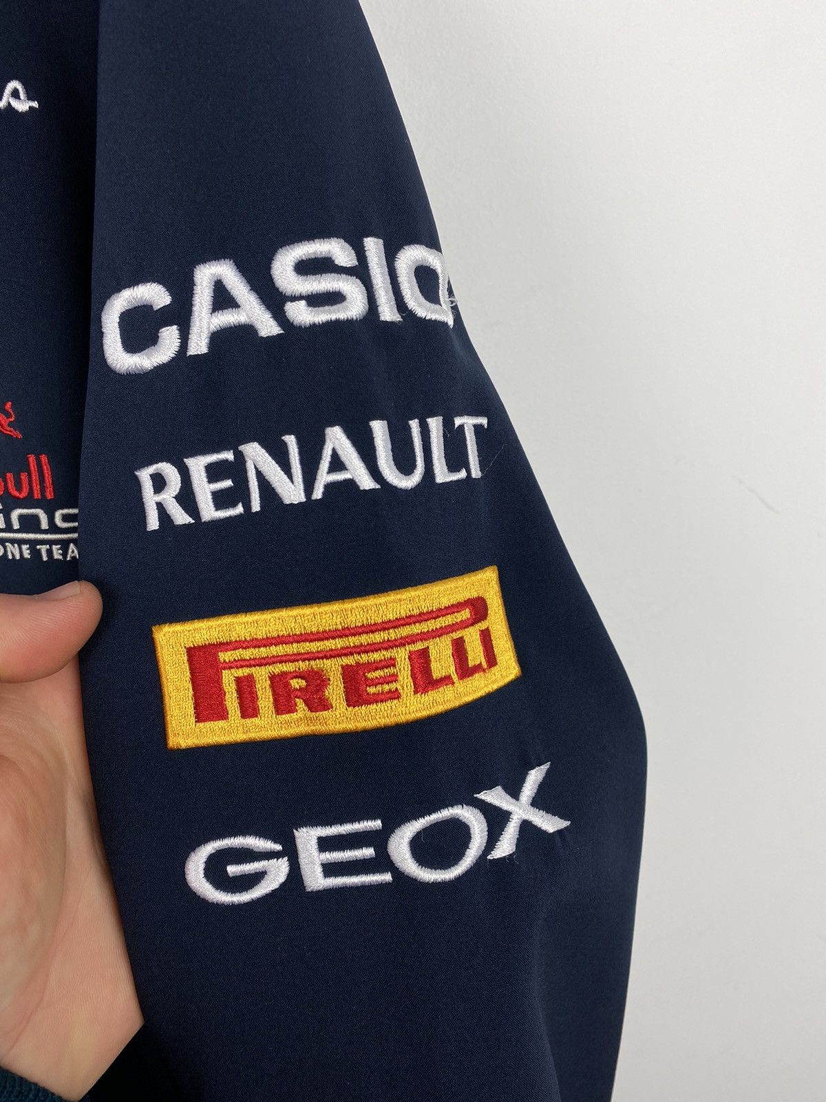 Red Bull Red Bull Infinity Softshell Racing Jacket F1 BMW Honda Size US XL / EU 56 / 4 - 4 Thumbnail