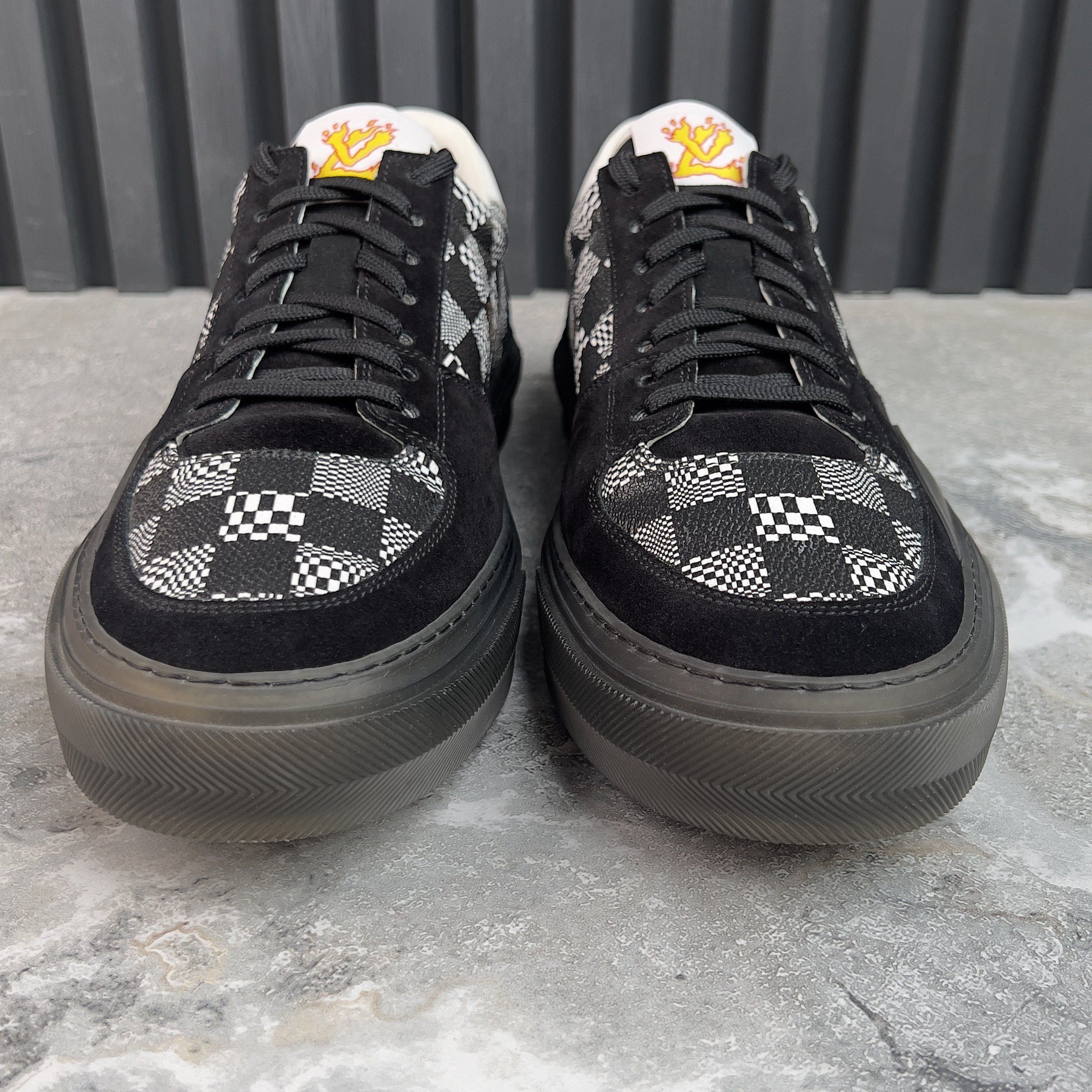 Louis Vuitton Ollie Damier Low Top Sneaker Black Leather Size US 10 / EU 43 - 4 Thumbnail