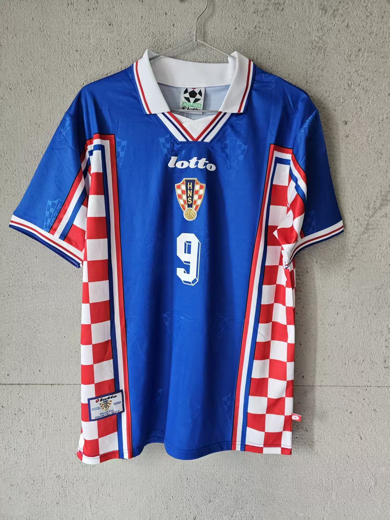 Other 1998 Croatia #9 Davor Šuker Jersey Home Size US L / EU 52-54 / 3 - 1 Thumbnail