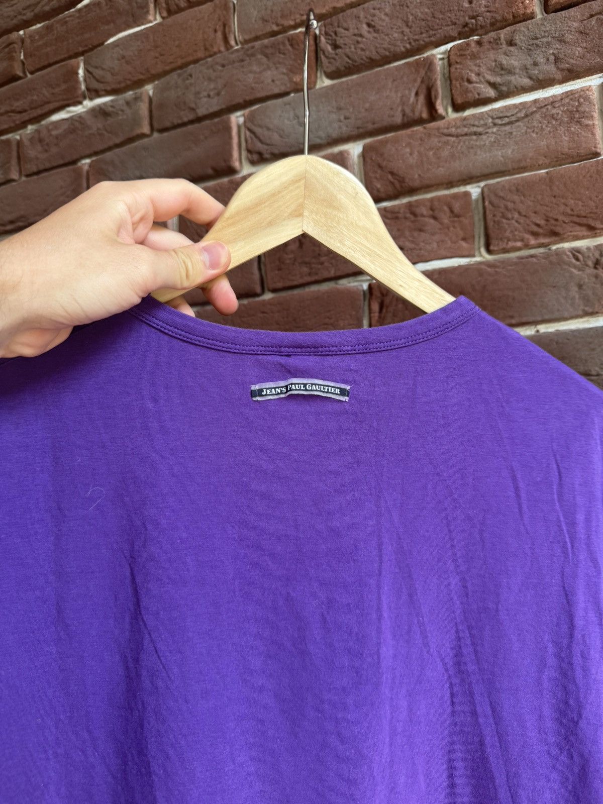 Jean Paul Gaultier VINTAGE JEAN PAUL GAULTIER Cracked LOGO T-SHIRT TEE Purple Size XL / US 12-14 / IT 48-50 - 7 Thumbnail
