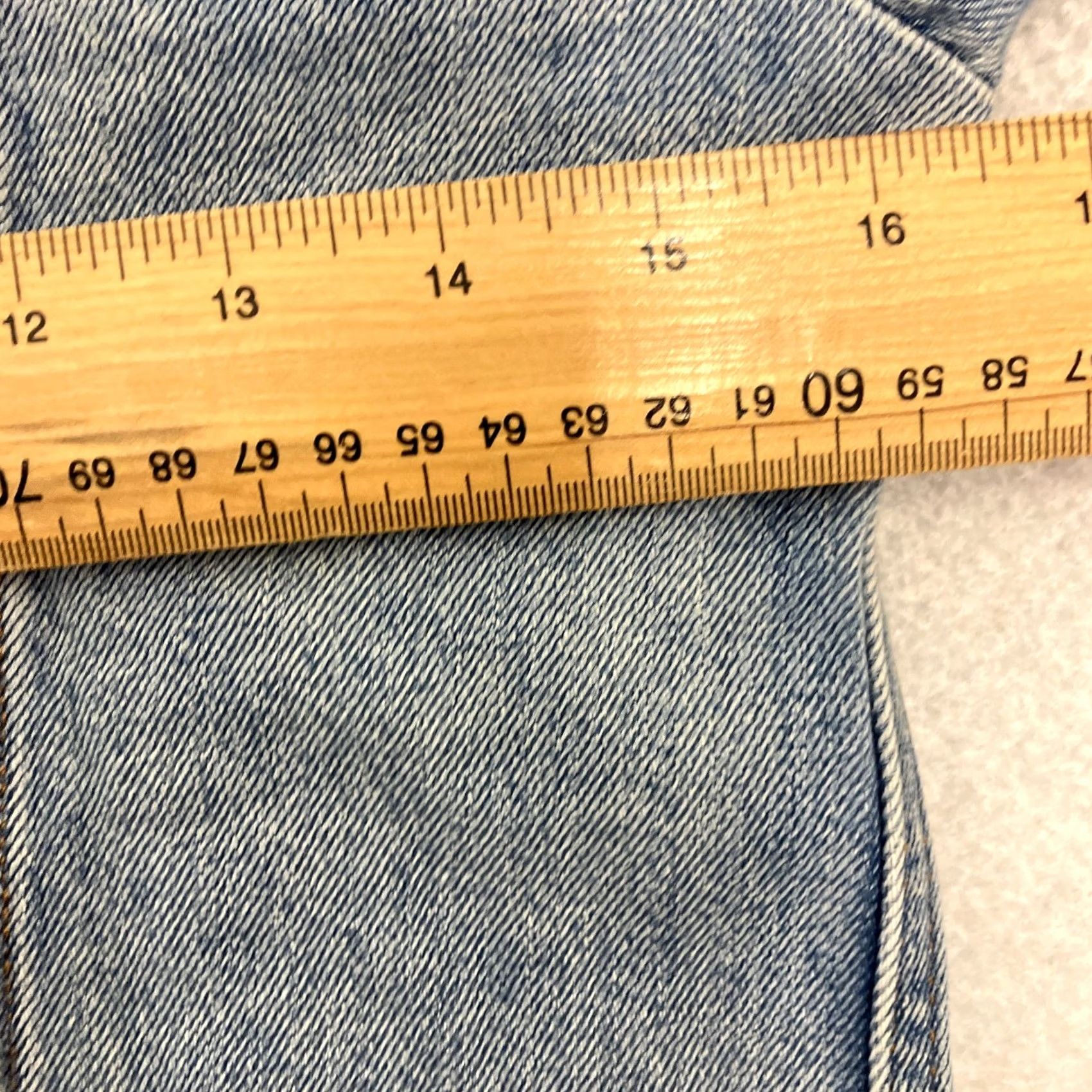Levi's Levi’s Denim Jacket Womens Small Trucker Light Wash Fitted Red Tab Denim Jacket Blues Size S / US 4 / IT 40 - 7 Thumbnail