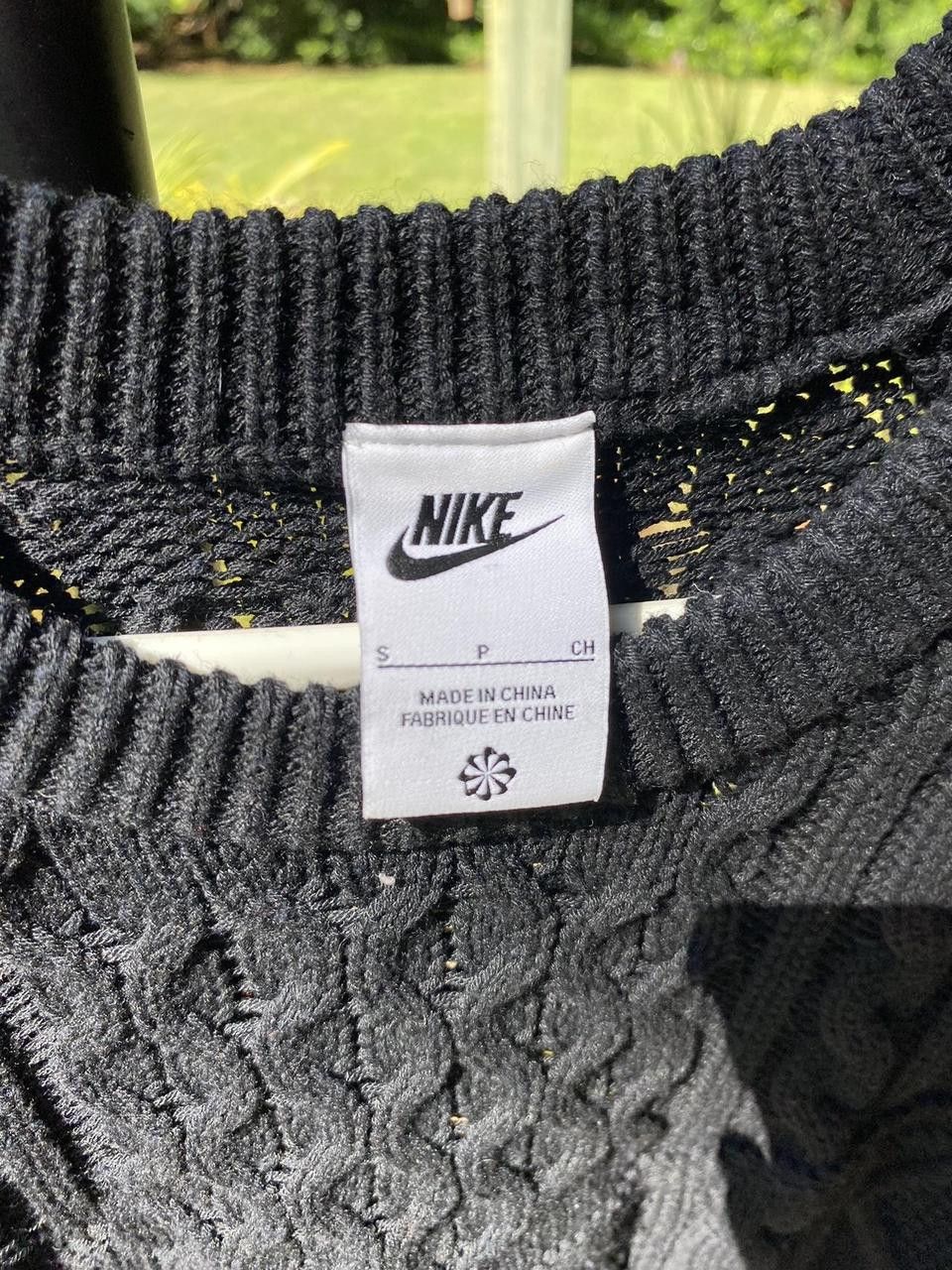 Nike Heavyweight Black Nike Check Logo Crochet Knit Sweater Small Size US S / EU 44-46 / 1 - 7 Thumbnail