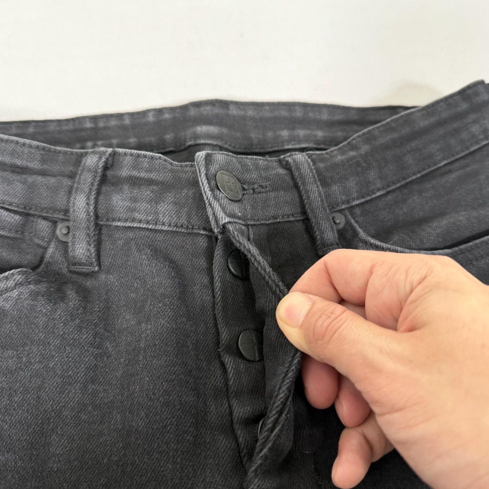 Ksubi VINTAGE Ksubi Jeans Mens 30x32 Van Winkle Ace Black Slice Skinny Distressed Denim Pants Size US 30 / EU 46 - 5 Thumbnail