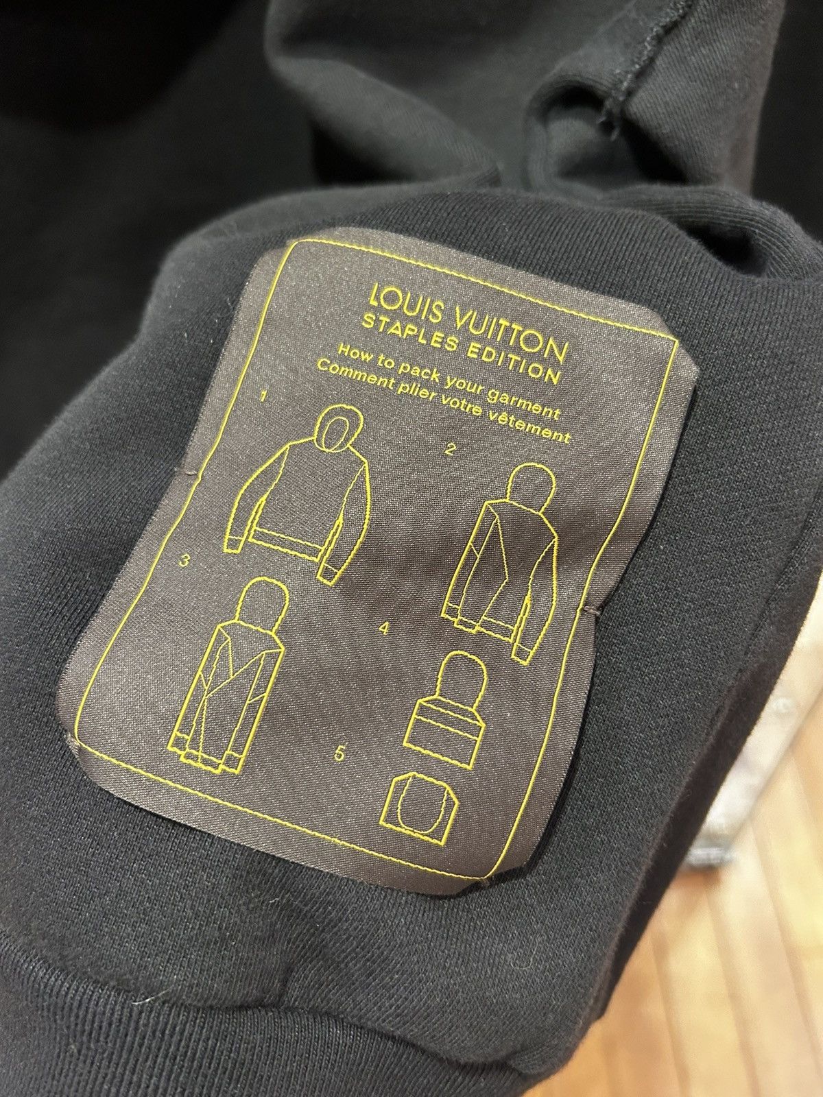 Louis Vuitton Louis Vuitton Staple Edition Hoodie Black Size US L / EU 52-54 / 3 - 3 Thumbnail