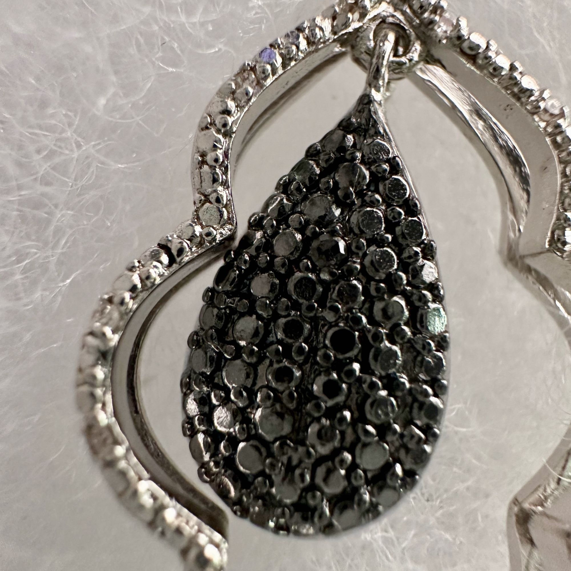 Other Black Diamond Cluster Leaf Dangle Earrings Size ONE SIZE - 8 Thumbnail