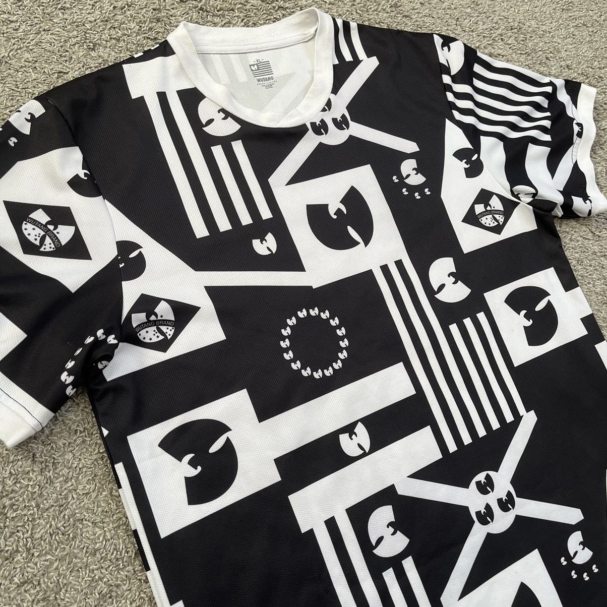 Wu-Tang Clan 🔴Wu-Tang Jersey Shirt Size XL Wu Soccer Rare WuTang Raekwon Size US XL / EU 56 / 4 - 8 Thumbnail