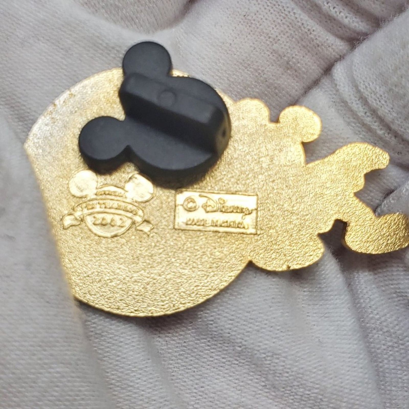 Disney Disney Parks WDW Mickey EPCOT Enamel Circle Flags Pin ERROR Size ONE SIZE - 6 Thumbnail