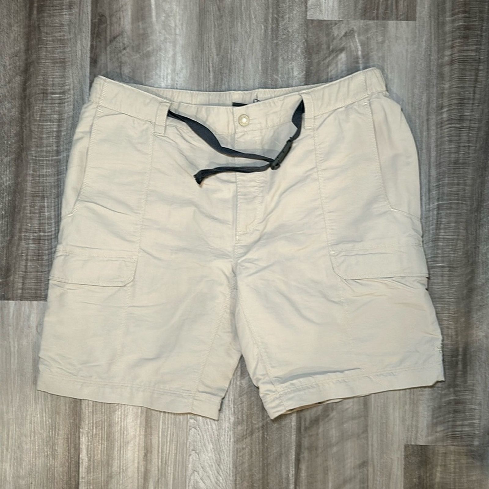 The North Face The North Face Paramount Pro Shorts - XL Size US 38 / EU 54 - 1 Thumbnail