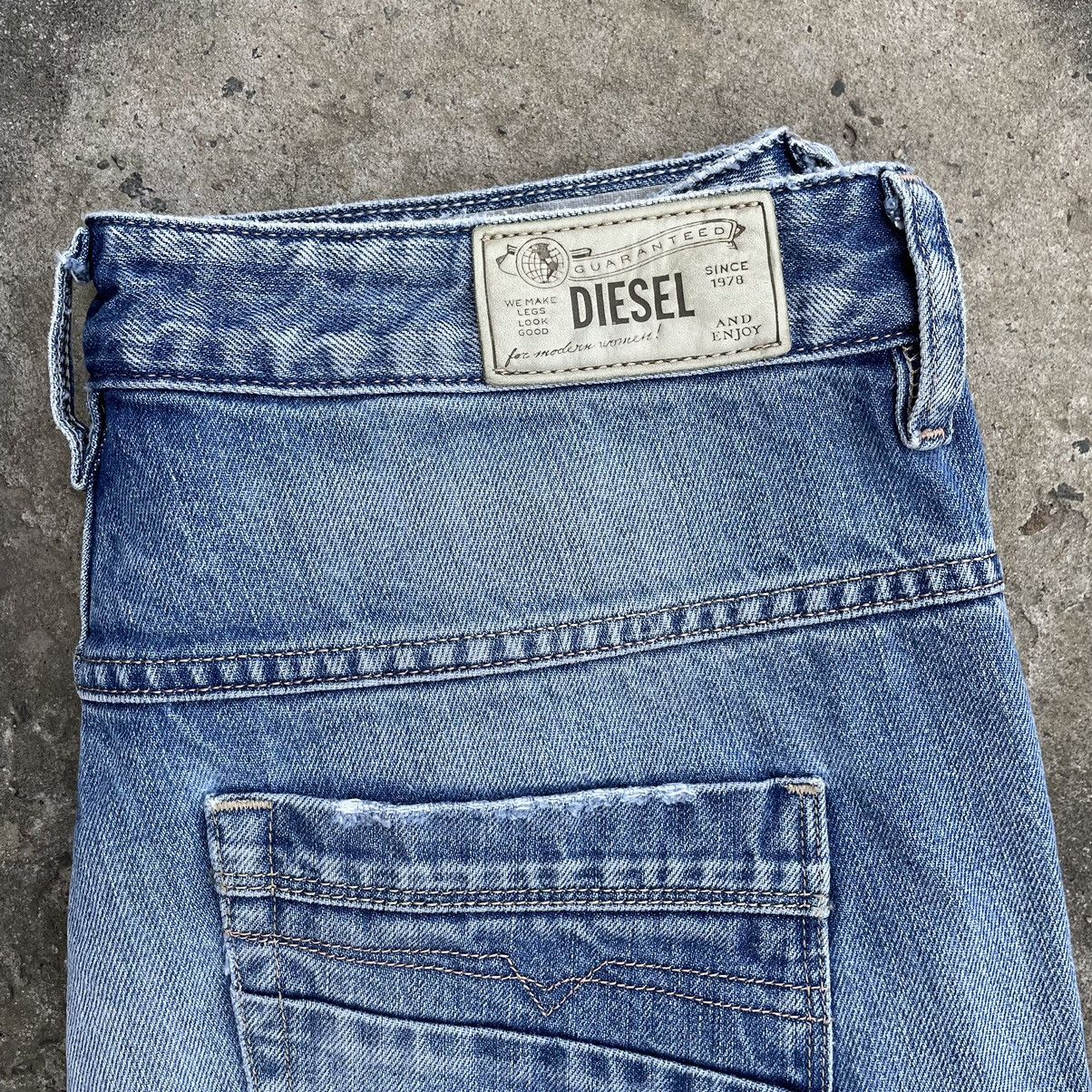 Diesel Vintage Diesel Jeans W26xL32 Old Money Style USA 90s Y2K Size US 26 / EU 42 - 4 Thumbnail