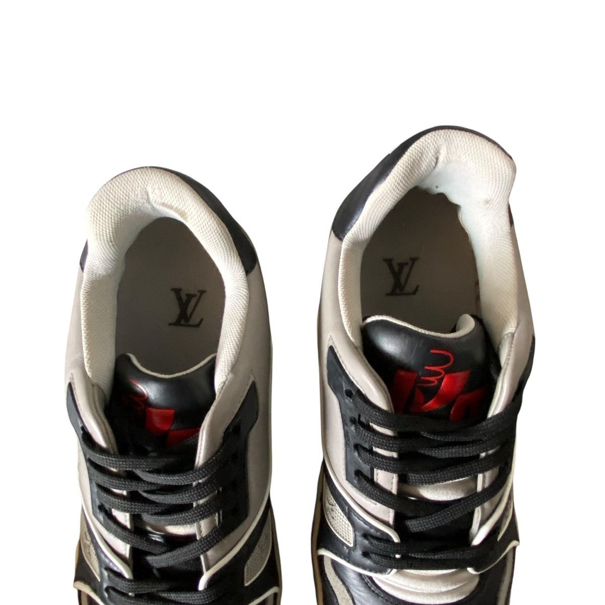 Louis Vuitton louis vuitton lv trainer sneaker low black grey Size US 6 / EU 39 - 6 Thumbnail