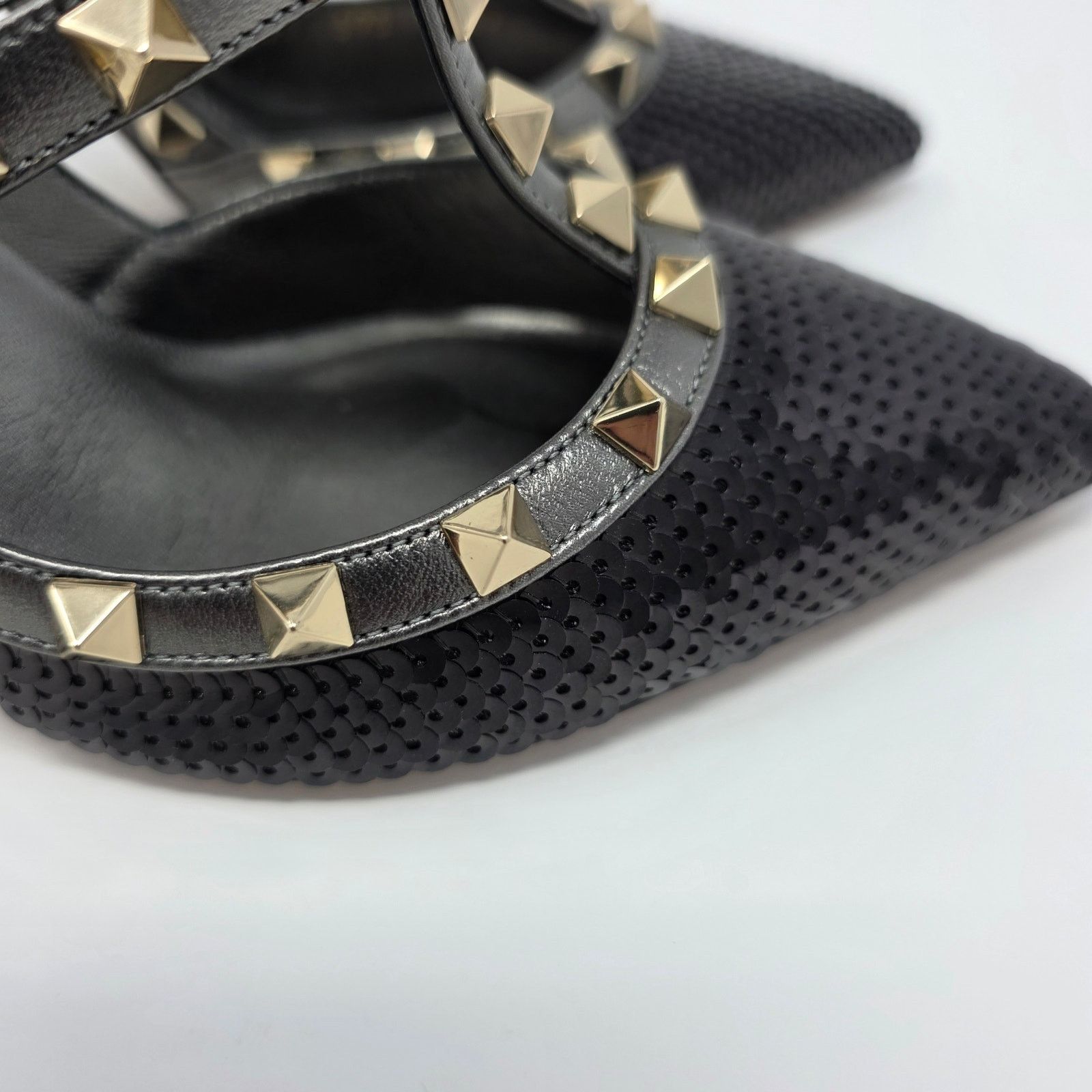 Valentino Valentino Rockstud Sequin Caged Pumps IT 37 Black Size US 7 / IT 37 - 4 Thumbnail