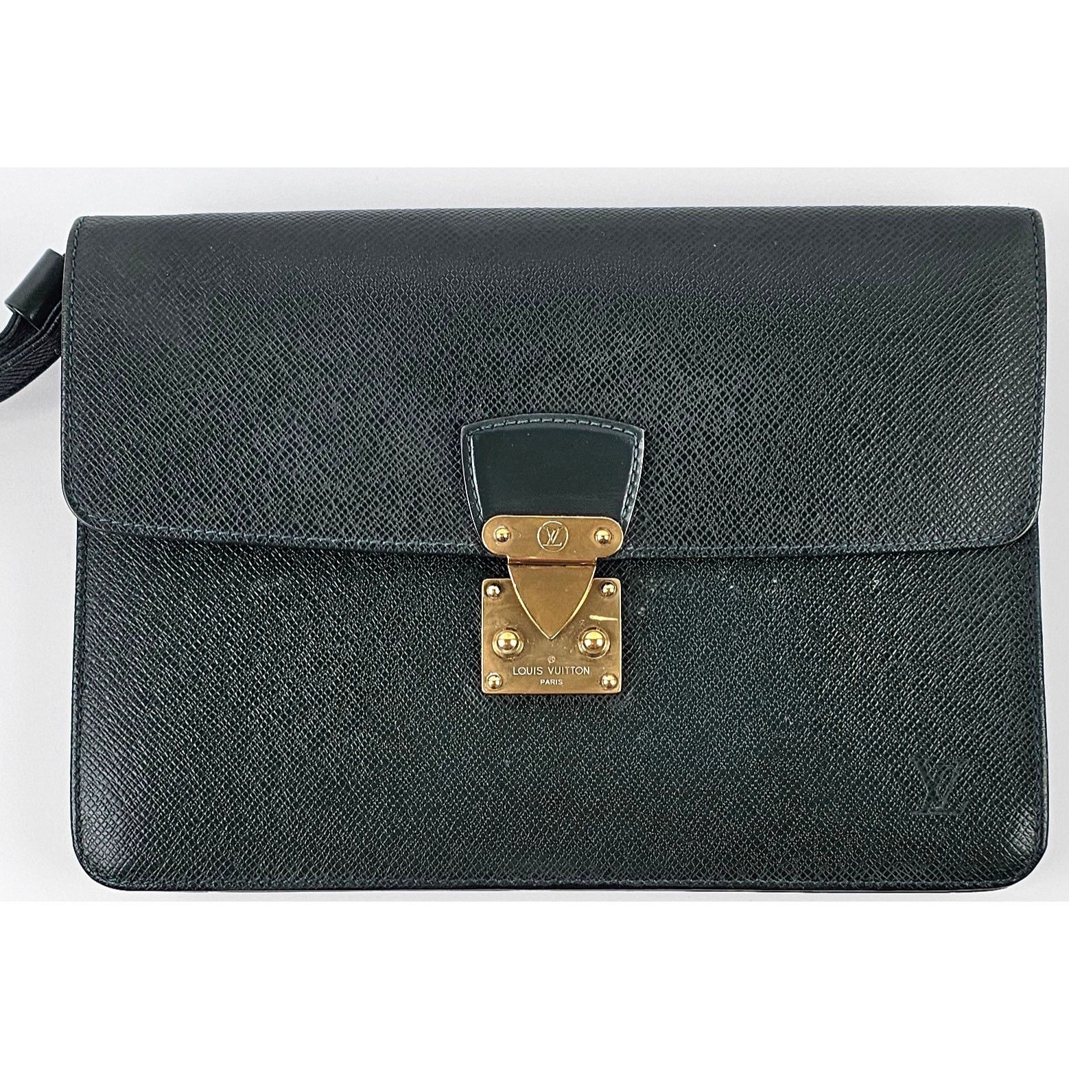 Louis Vuitton LOUIS VUITTON Pochette Clutch Bag Green Taiga Leather Size ONE SIZE - 1 Thumbnail