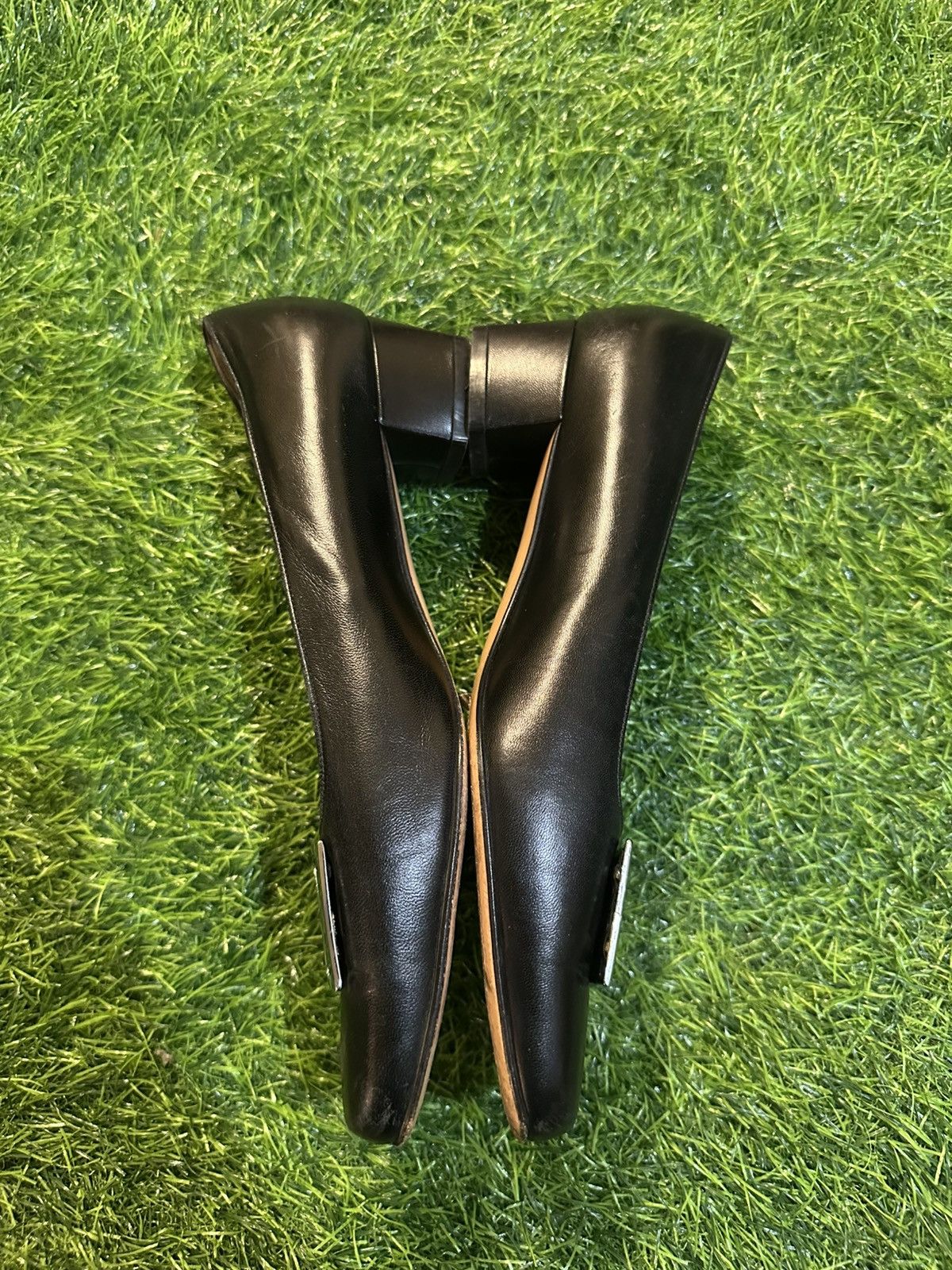 Salvatore Ferragamo Vintage Salvatore Ferragamo Heels Size 6.5 Size US 6.5 / IT 36.5 - 4 Thumbnail