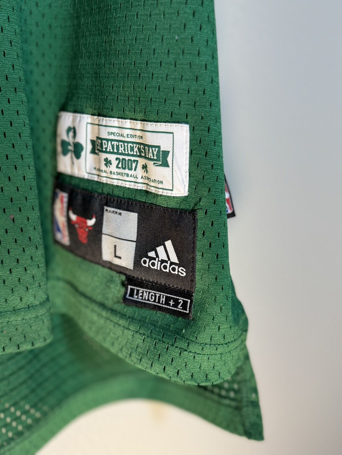 Adidas × NBA 🍀 VERY Rare game issued Ben Wallace Chicago Bulls Jersey 🍀 Size US L / EU 52-54 / 3 - 4 Thumbnail