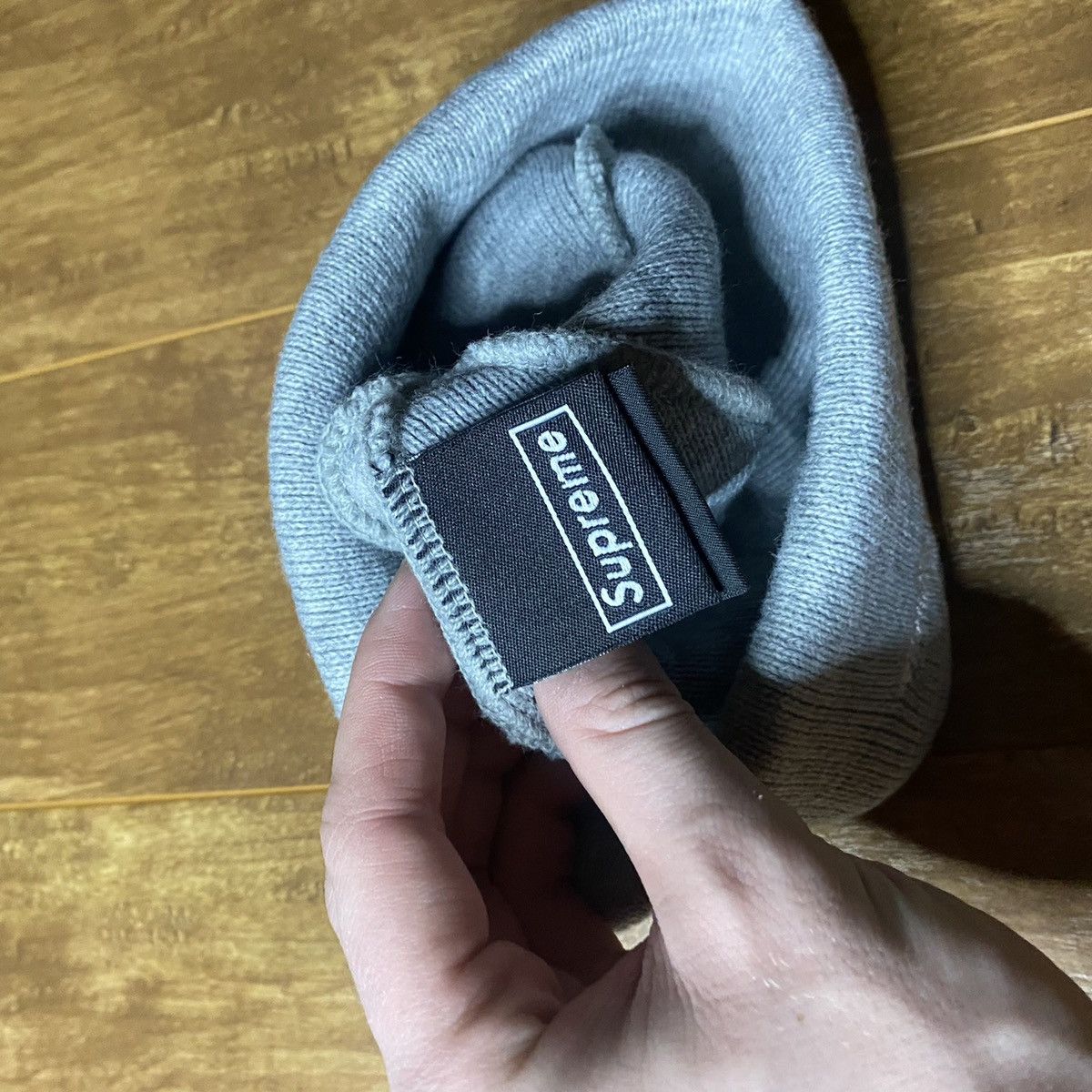 New Era × Supreme Authentic Supreme FW18 Heather Grey Box Logo Beanie Size ONE SIZE - 4 Thumbnail