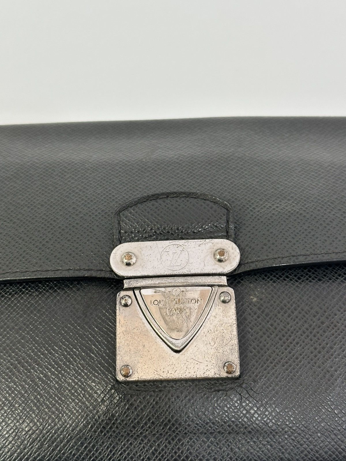 Louis Vuitton LOUIS VUITTON Taiga Pochette Belaia Ardoise Size ONE SIZE - 2 Thumbnail