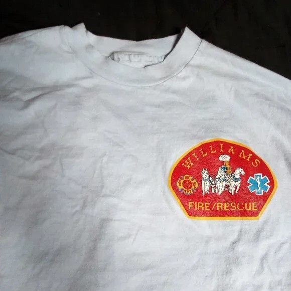 Other Vintage Williams Fire & Rescue Fire Engine T-Shirt Size US L / EU 52-54 / 3 - 1 Thumbnail