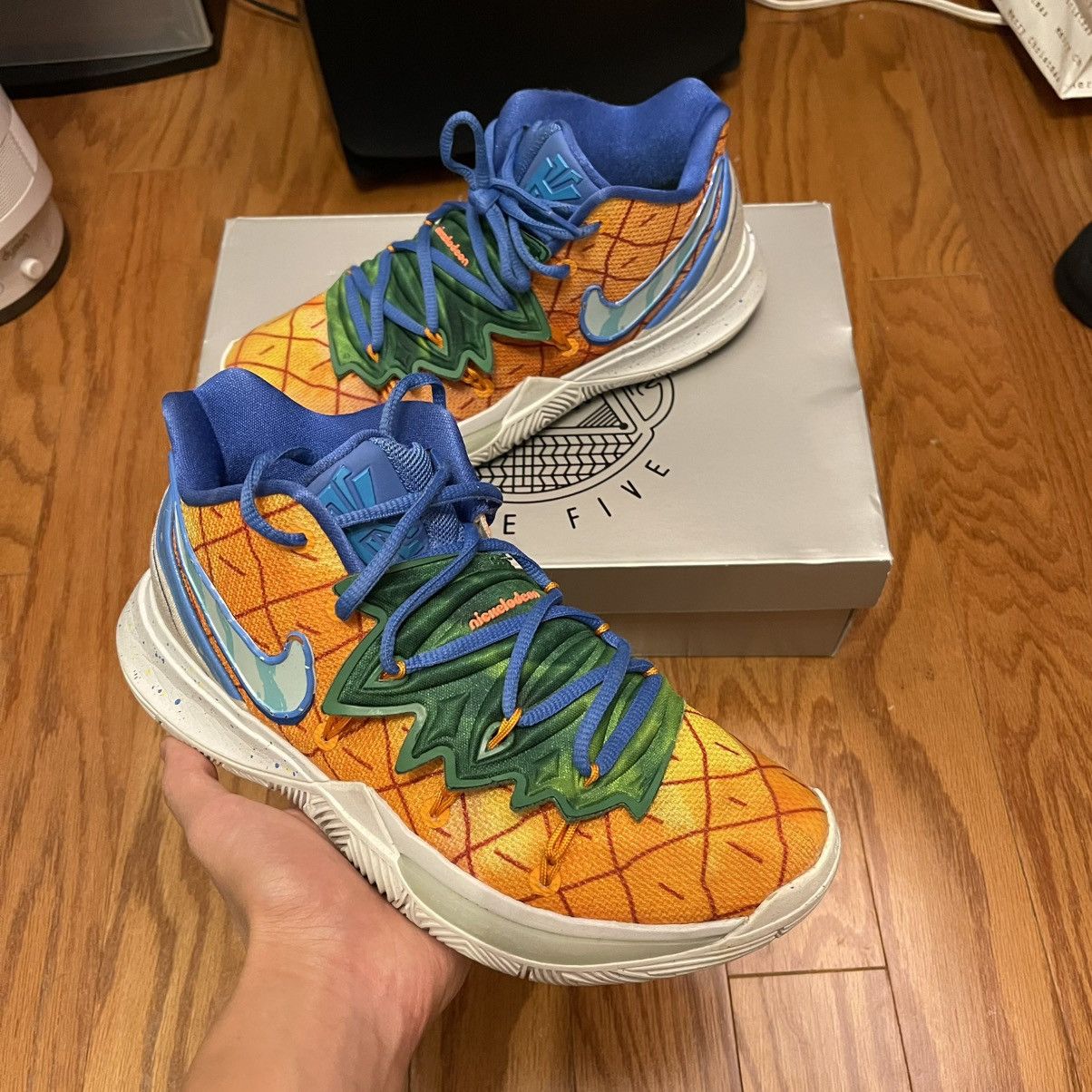 Nike Kyrie 5 SpongeBob Pineapple House Size US 7 / EU 40 - 1 Thumbnail