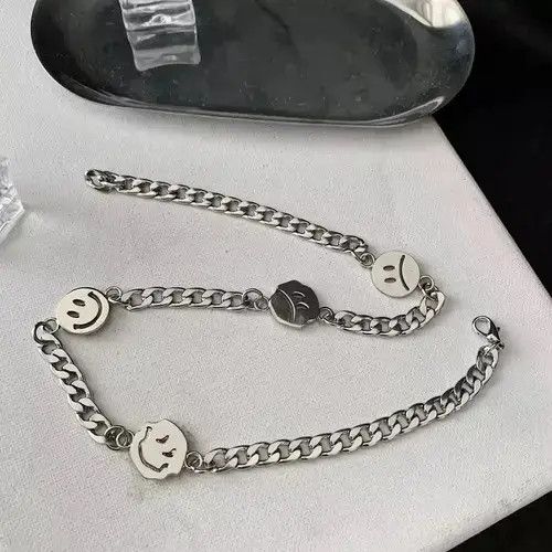 Other Smiley Face Chain Size ONE SIZE - 1 Thumbnail