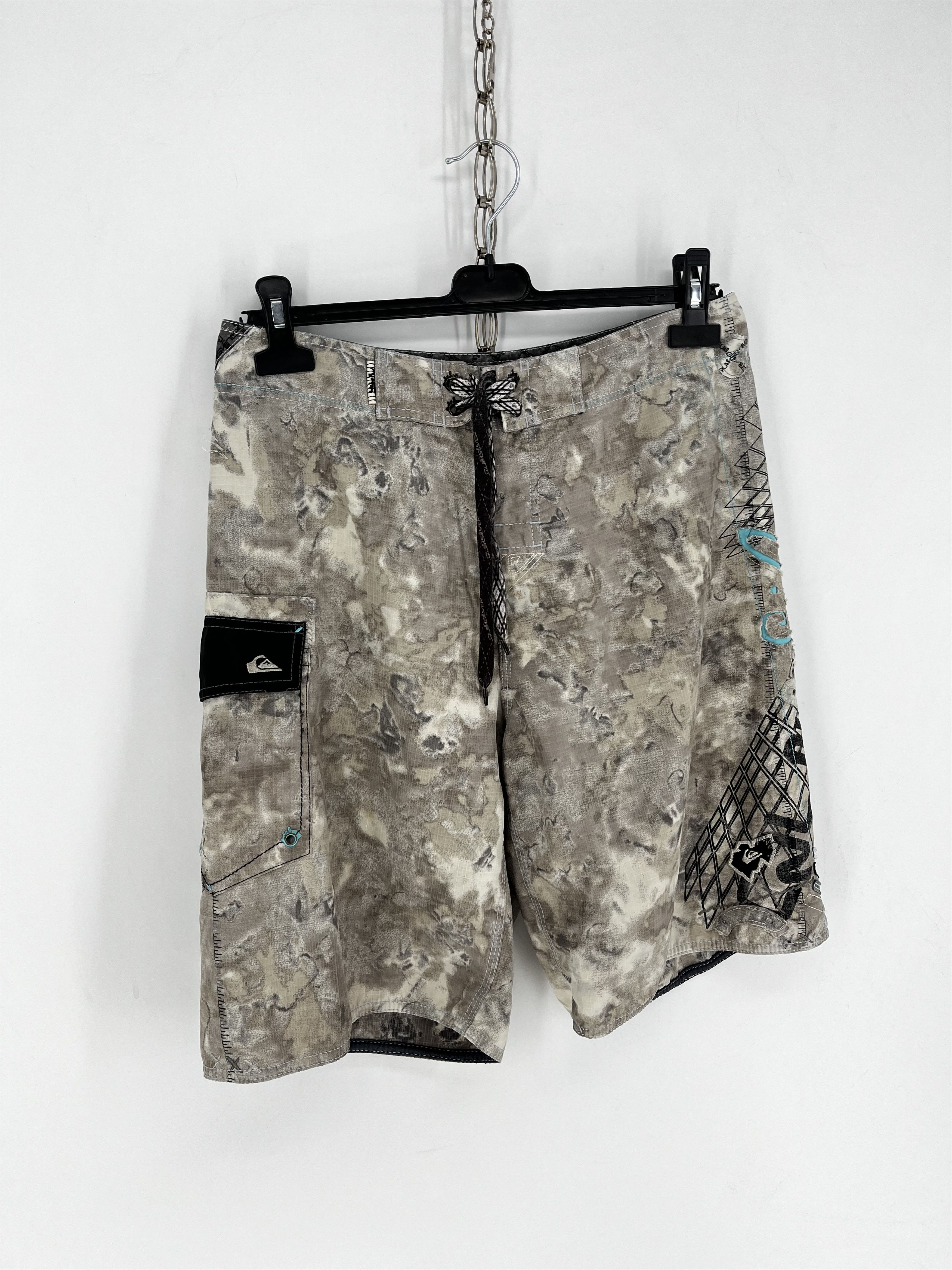 Quicksilver Vintage Quiksilver Shorts Big Logo Y2K Style 90s Surfing Size US 30 / EU 46 - 2 Thumbnail