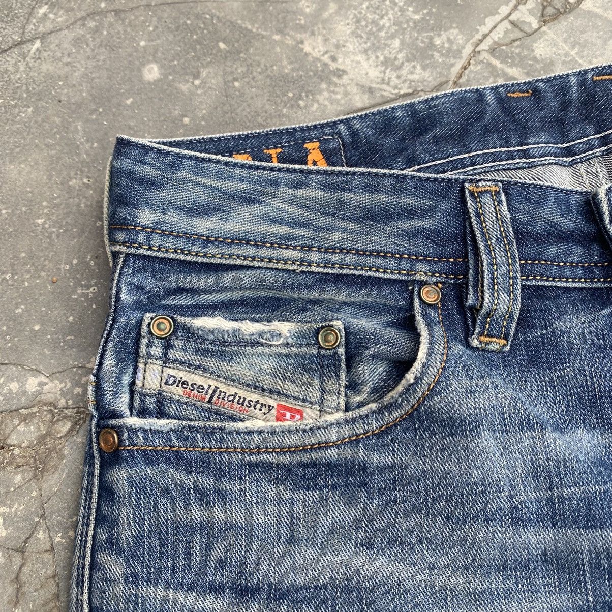 Diesel Diesel Industry SAFADO beautifully Distressed Jeans Size US 30 / EU 46 - 7 Thumbnail