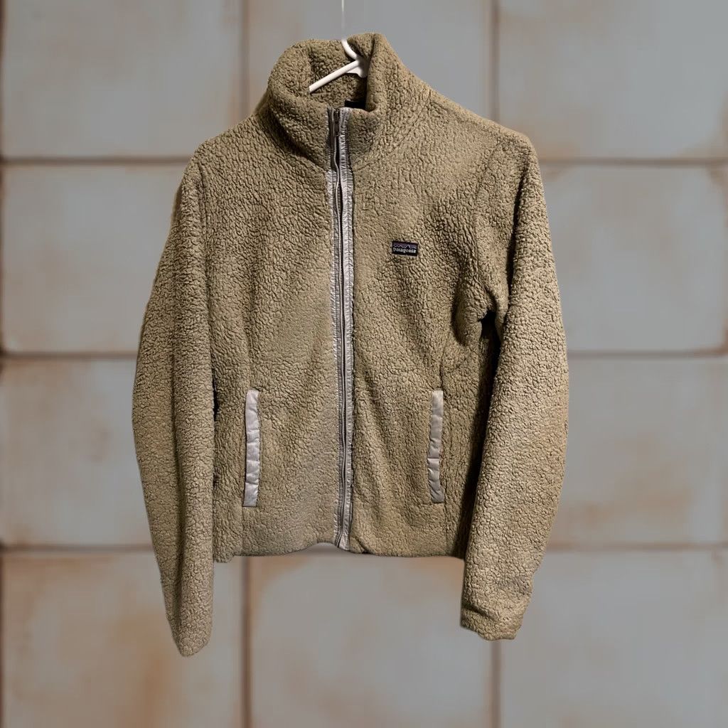 Patagonia Patagonia Fleece Jacket Women's M Beige Full Zip Up Sweater Soft Warm Outdoor Size M / US 6-8 / IT 42-44 - 1 Thumbnail