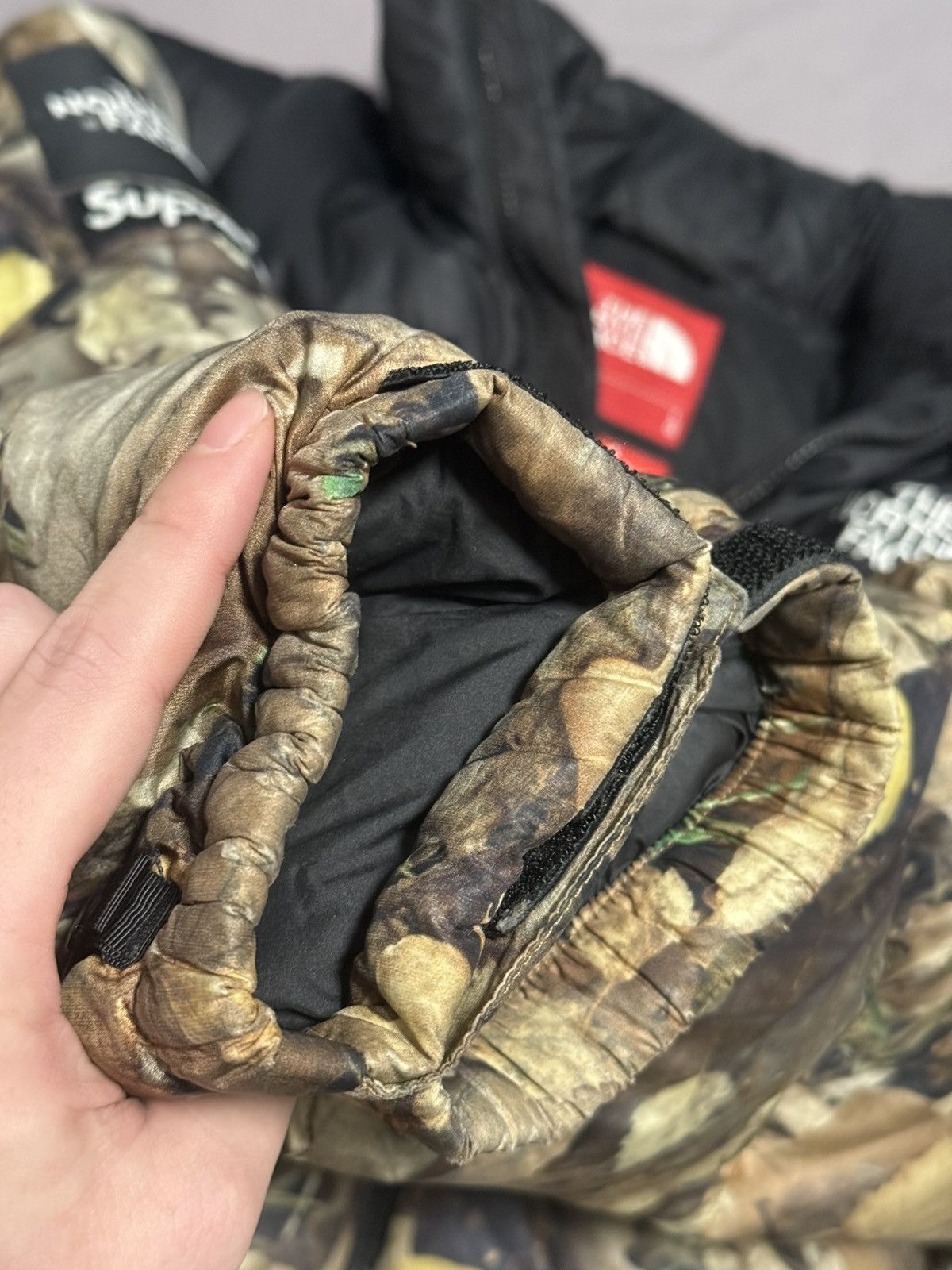 Supreme × The North Face Supreme tnf the north face leaves nuptse Jacket Size US L / EU 52-54 / 3 - 8 Thumbnail