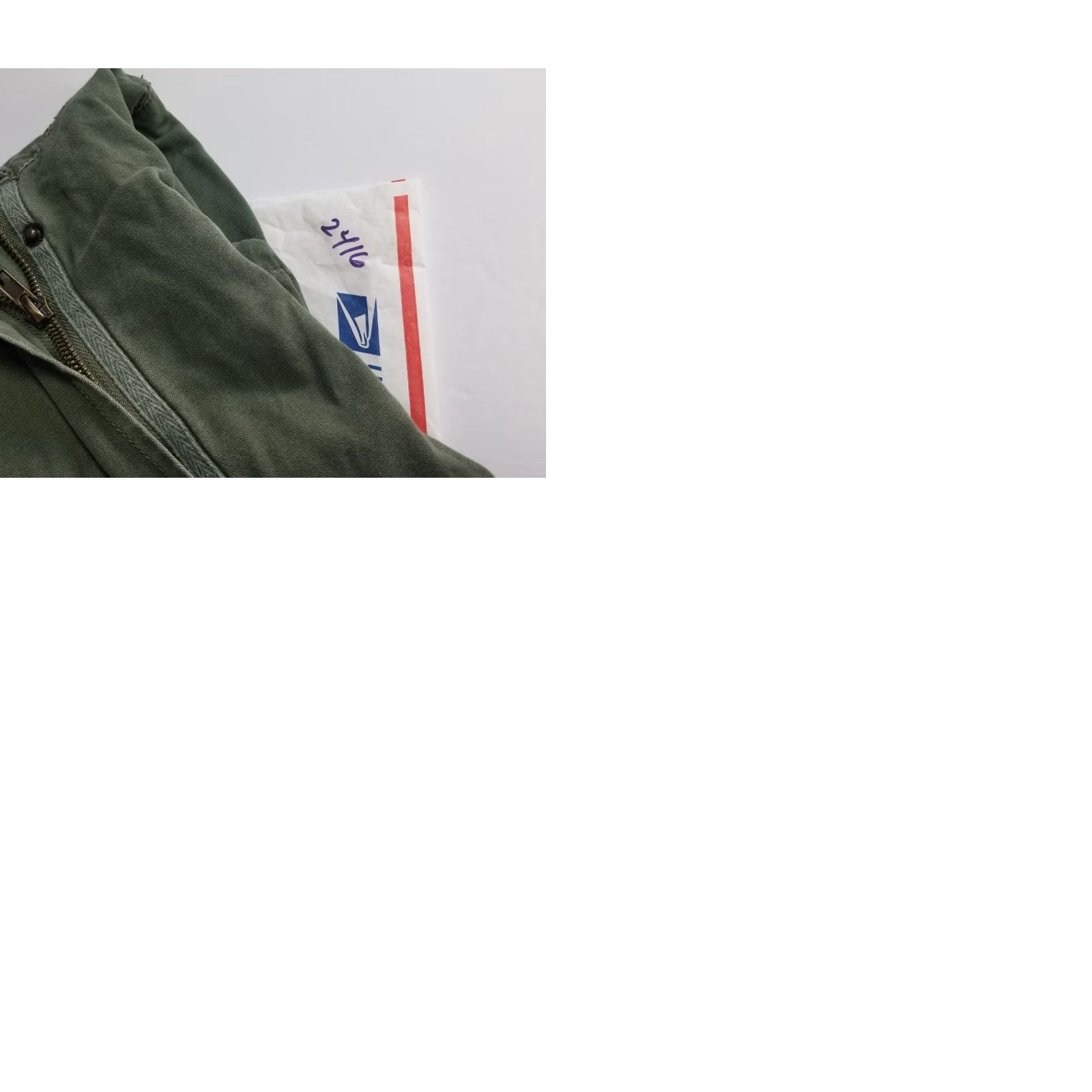 Brandy Melville Brandy Melville Green Jacket Cropped 100% Cotton OS See Measurements Military Jacket Hooded Lightweight Pockets Full Zip Casual Women One Size Green Size ONE SIZE - 9 Thumbnail