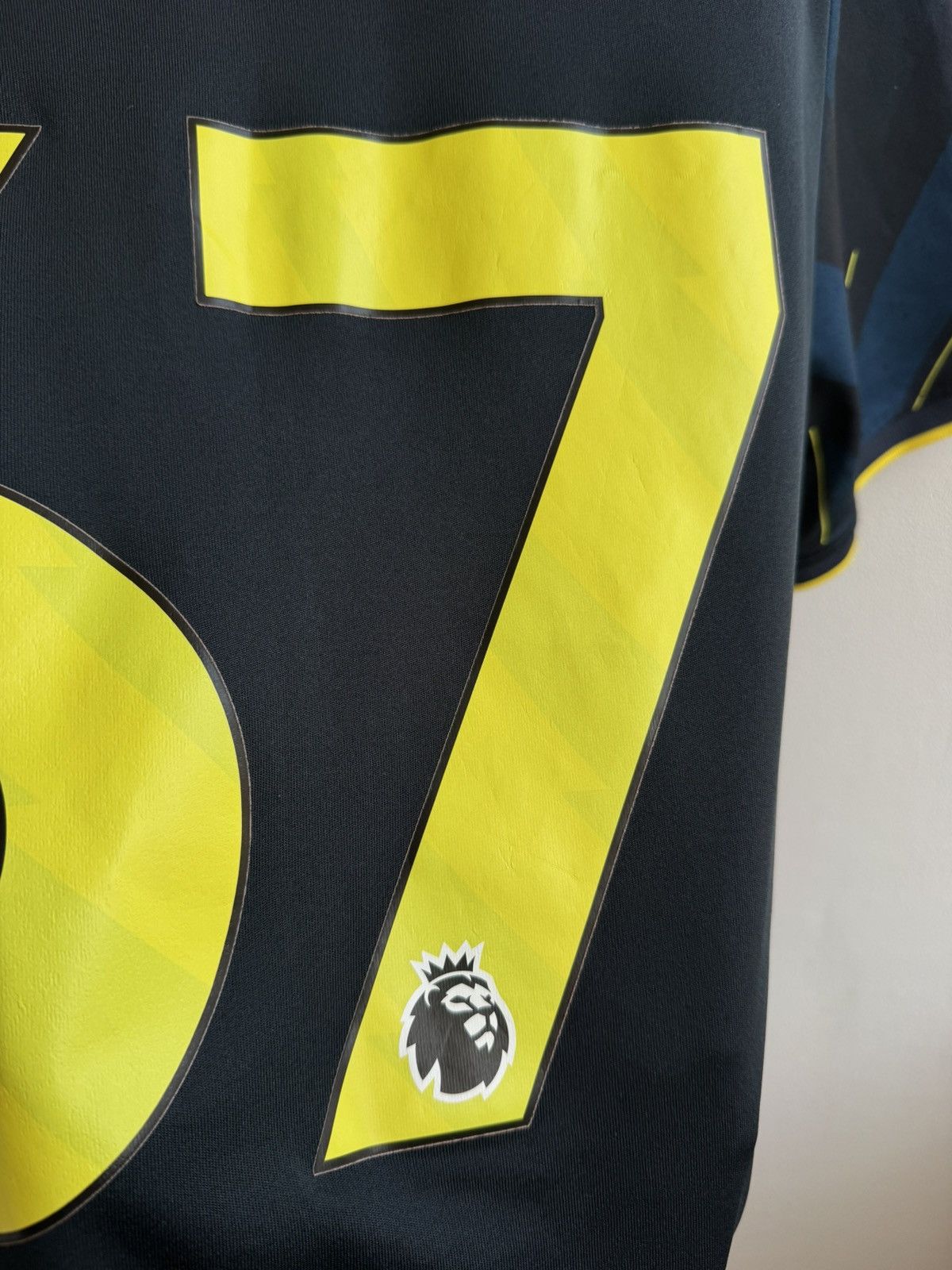 Castore Newcastle 2023 2024 #67 L Miley Football Soccer Jersey Shirt Size US XL / EU 56 / 4 - 8 Thumbnail