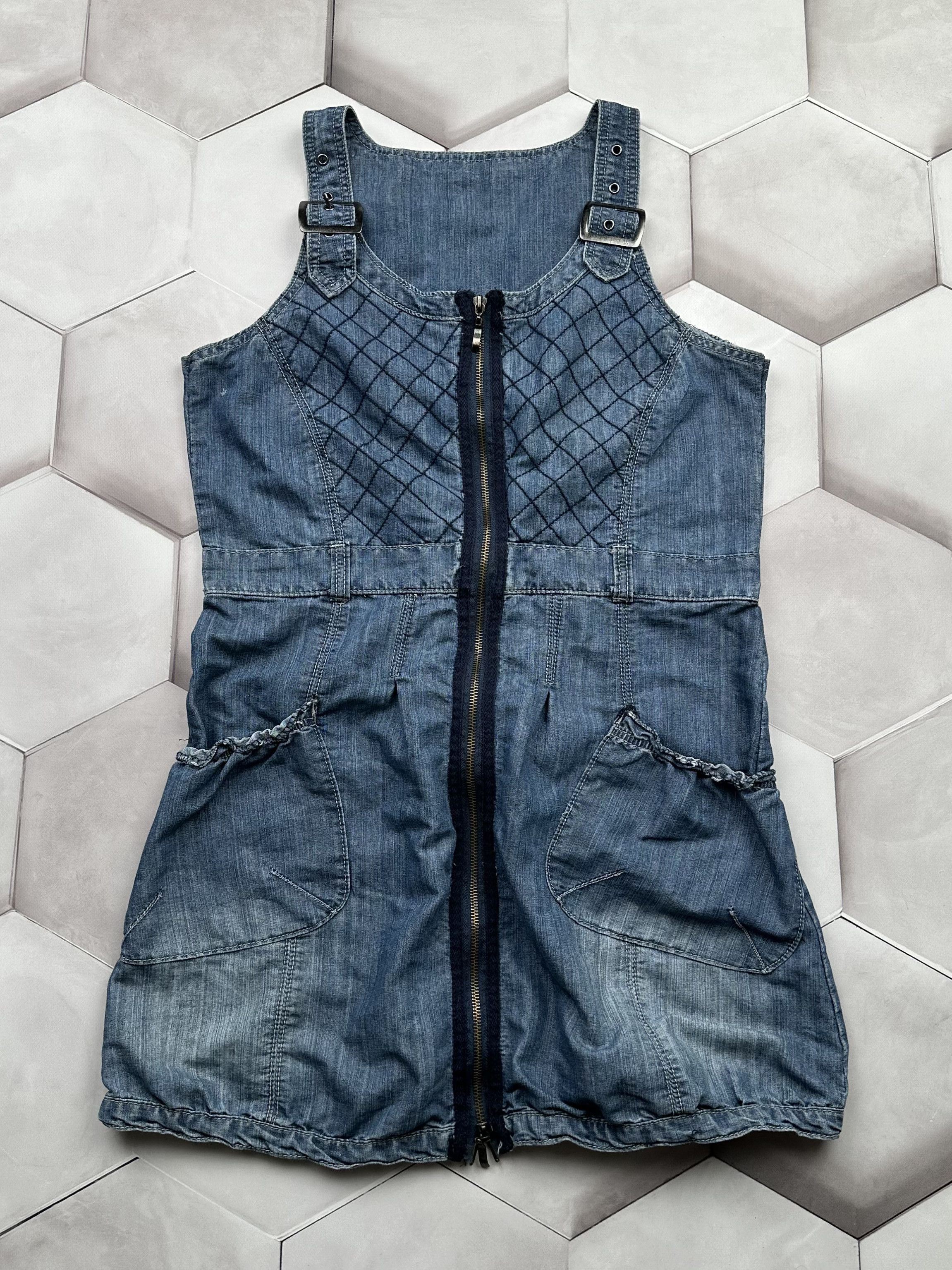 image of Vintage Denim Dress With Shoulders Belt in Blue, Women's (Size Medium)
