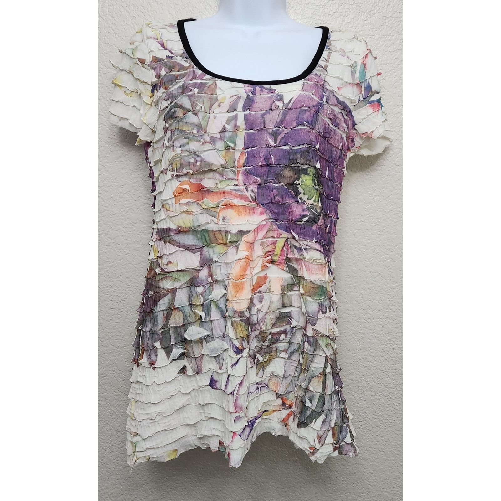 Other Lavish Cream Purple Ruffled Floral Print Top Large Stretch Size L / US 10 / IT 46 - 1 Thumbnail