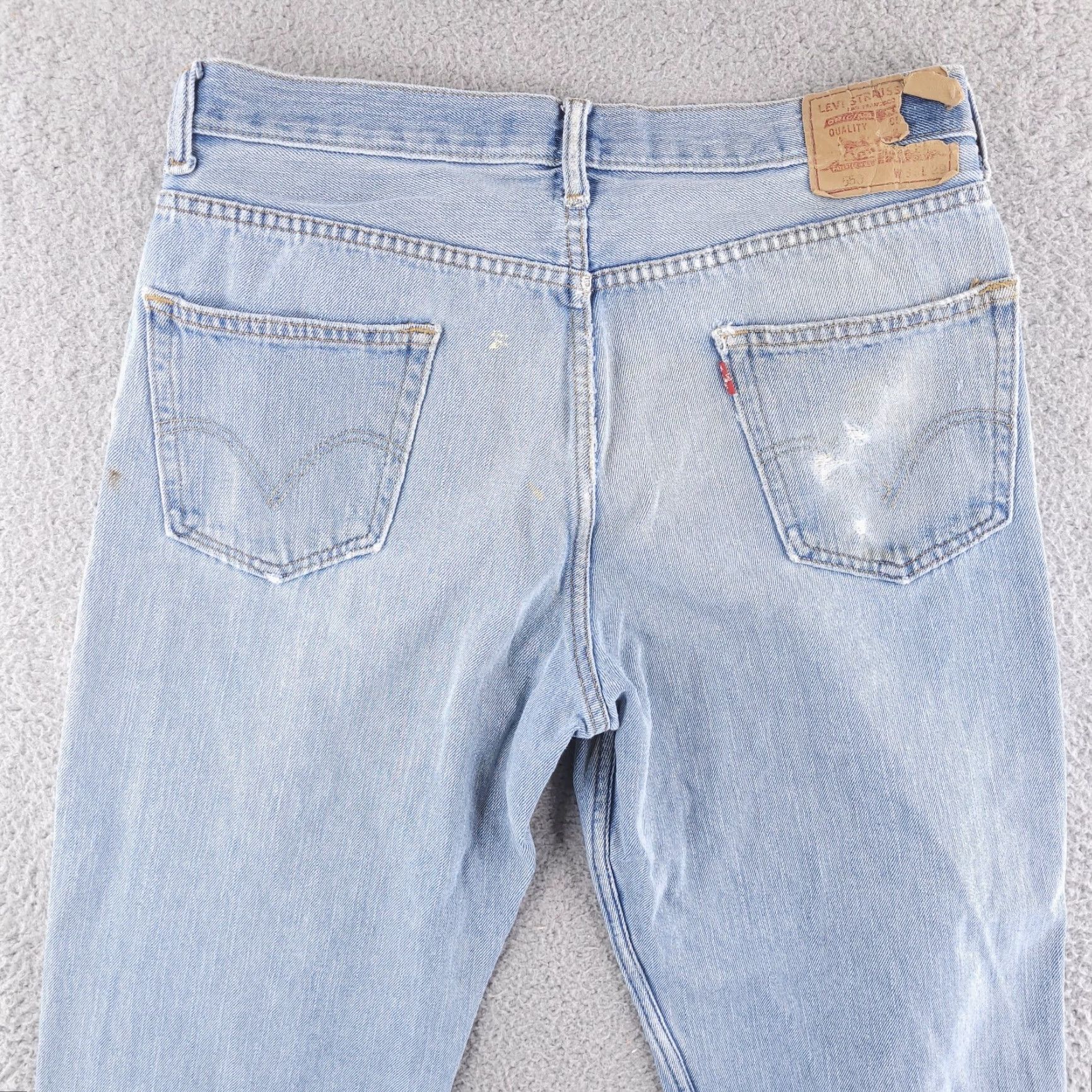 Levi's VINTAGE Levi's Jeans Mens 34x28 Blue Distressed Light Wash Workwear Button Inseam 28 Denim Cotton Straight Jeans Mens Blue Distressed 90s Theme? Size US 34 / EU 50 - 7 Thumbnail