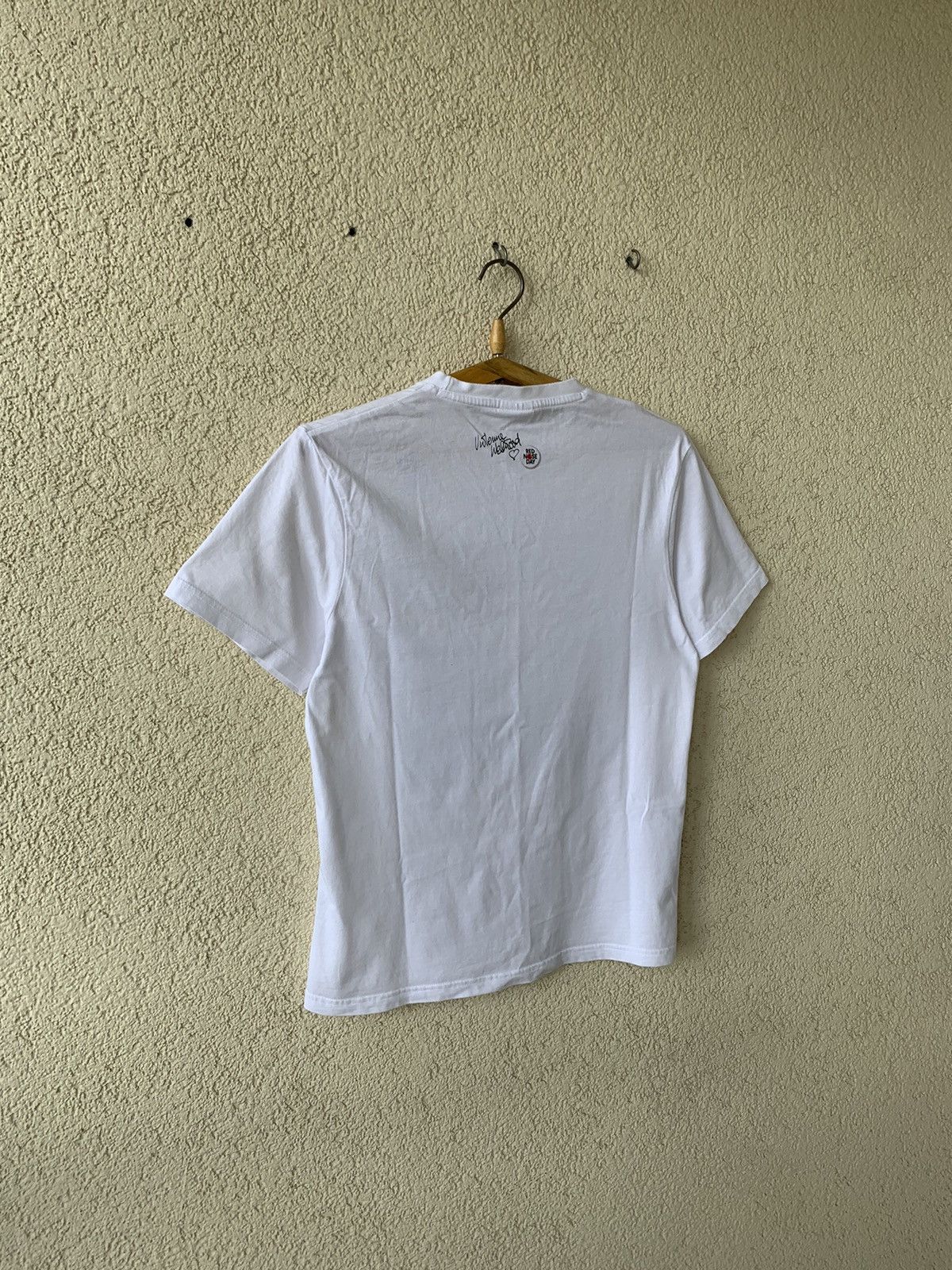 Japanese Brand Vivienne Westwood comic relief streetwear T shirt Size US XS / EU 42 / 0 - 4 Thumbnail
