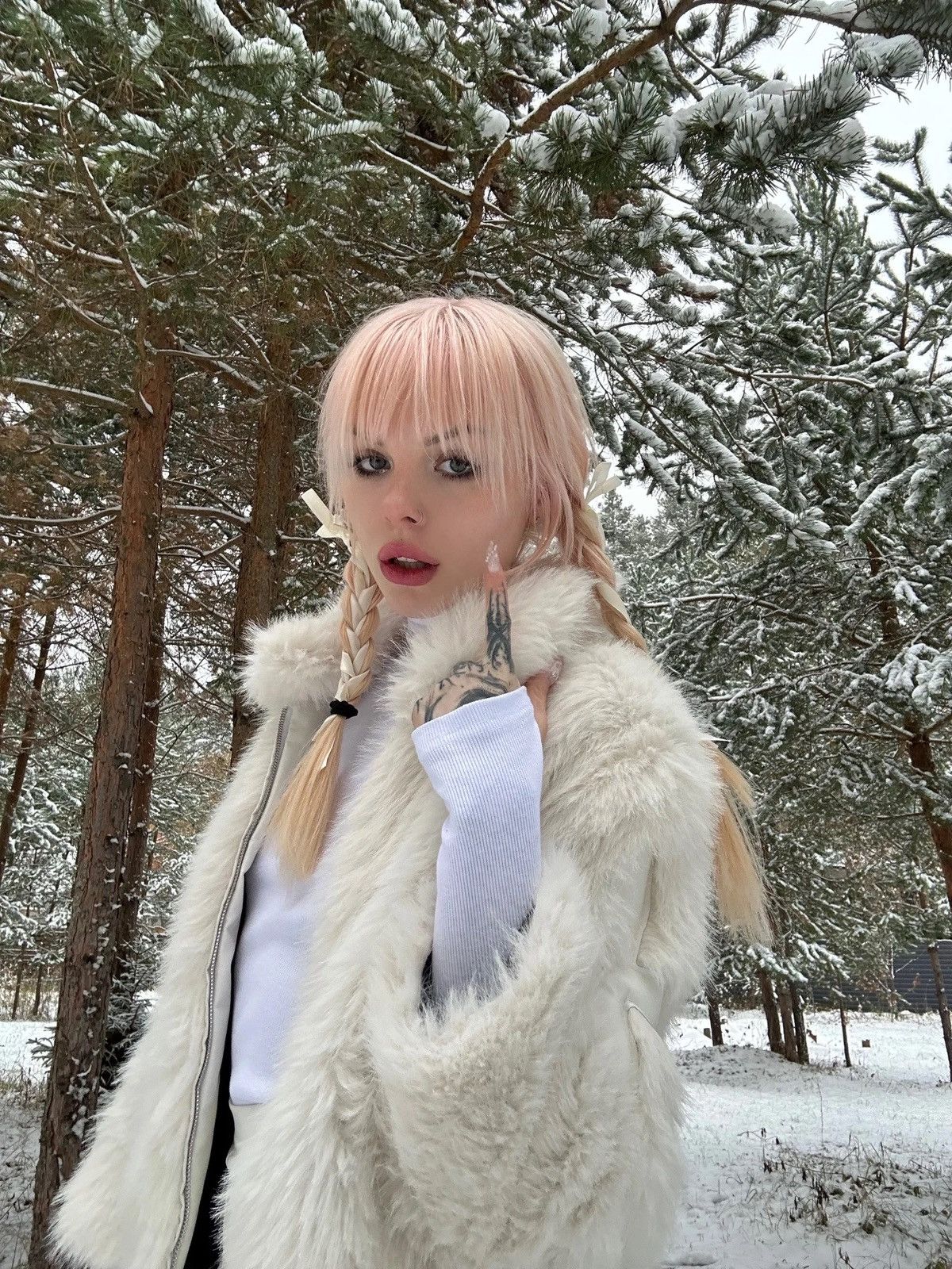 Other Fluffy Winter Faux Fur Coat Jacket Gothic style with cross Size ONE SIZE - 5 Thumbnail