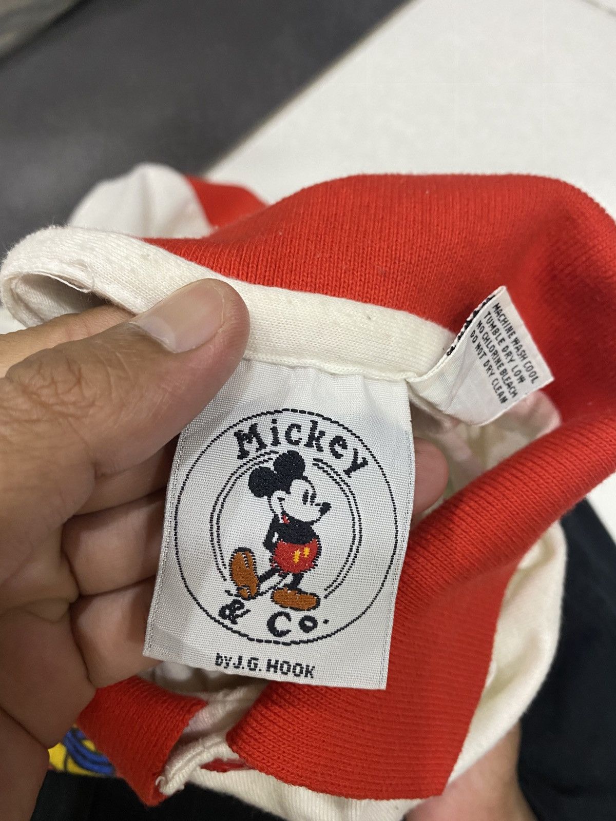 Disney VINTAGE MICKEY MOUSE POLO TSHIRT Size US M / EU 48-50 / 2 - 13 Thumbnail