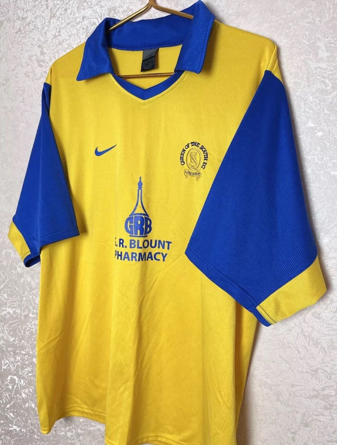 Nike × Vintage Nike Vintage Queen Of The South FC Jersey Size XXL Size US XXL / EU 58 / 5 - 2 Thumbnail