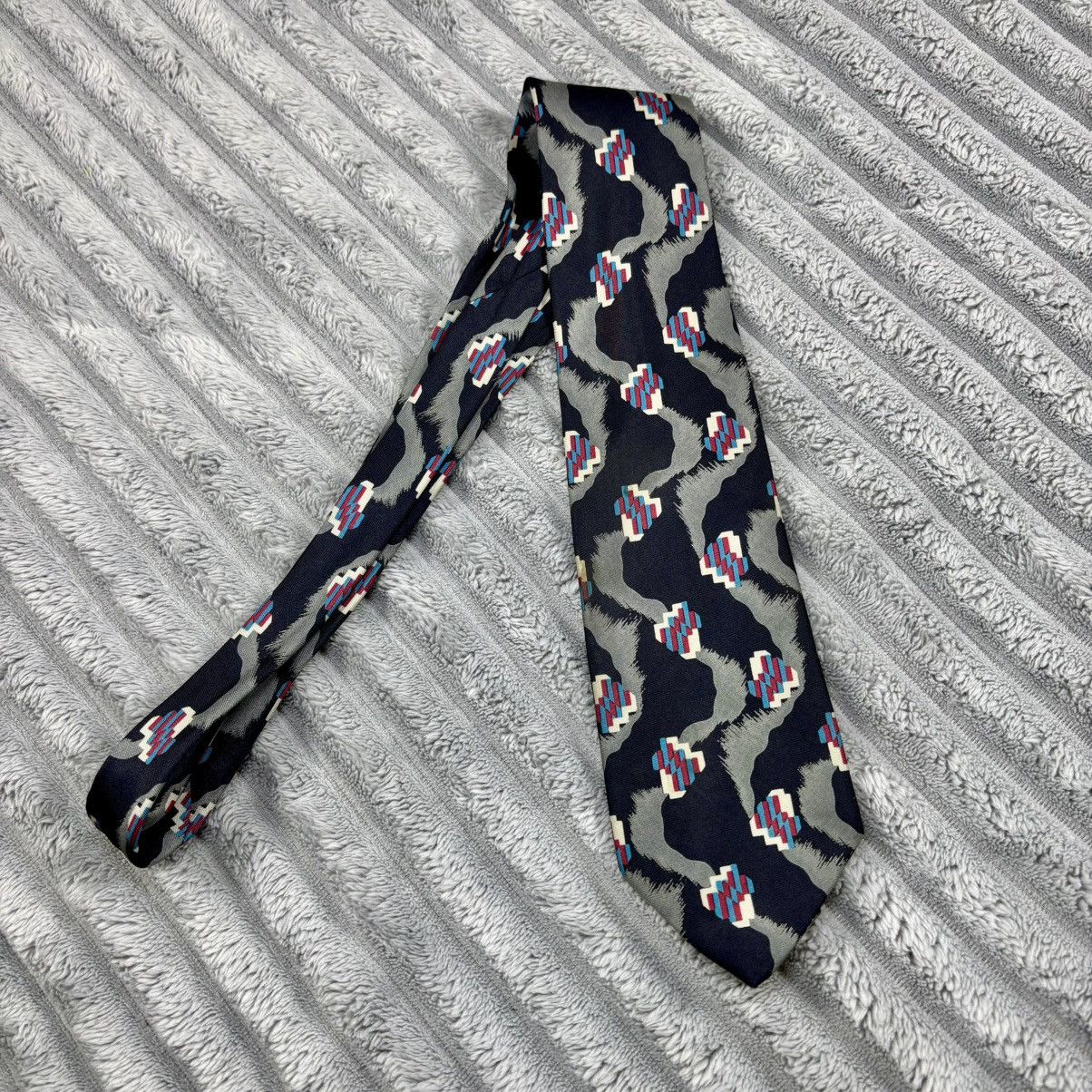 Giorgio Armani Giorgio Armani, 56in 100% pure silk Italy Aztec style print Size 46 - 8 Thumbnail