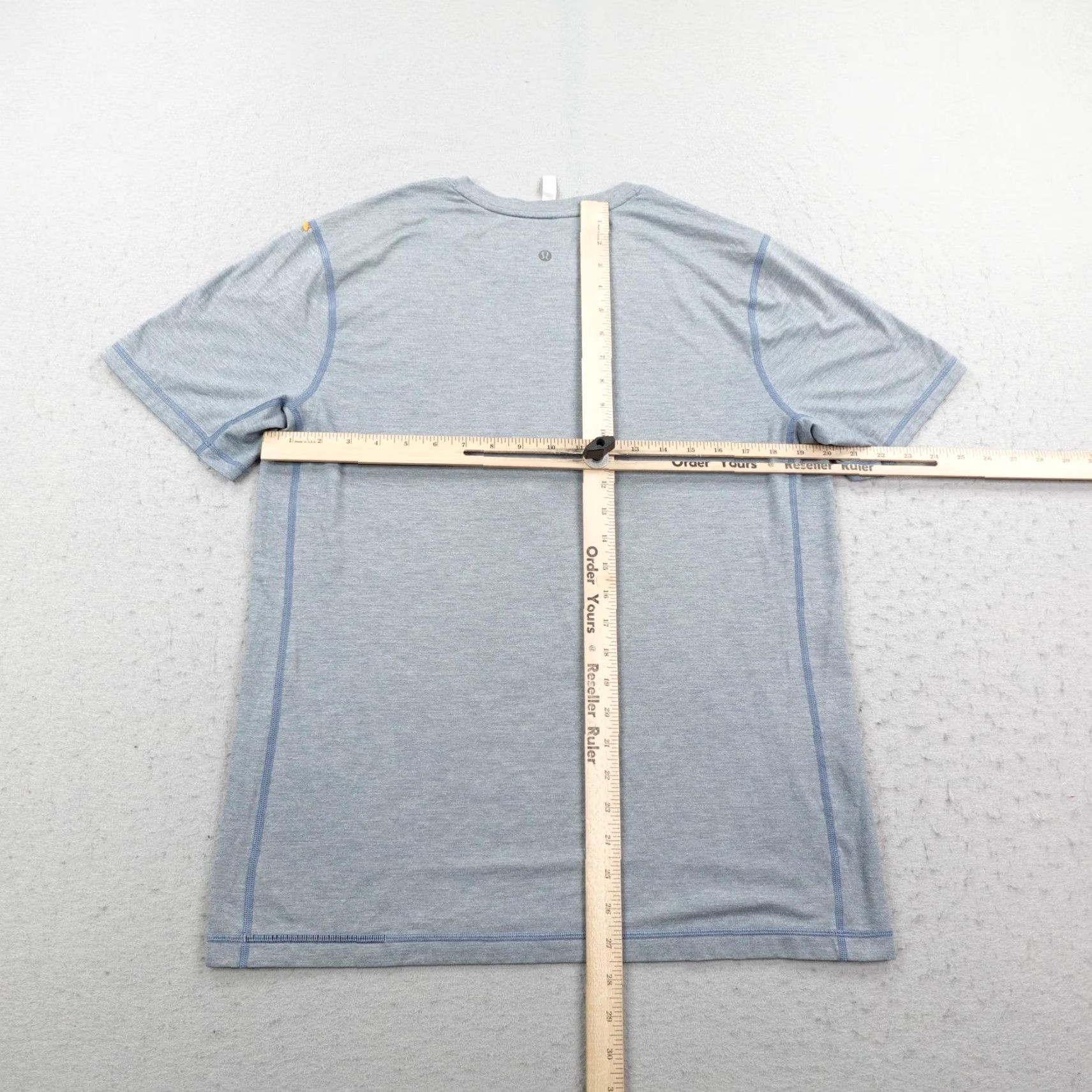 Lululemon Lululemon Shirt Mens Large Blue Performance Athletic Workout THE Crew Yoga Tee Size US L / EU 52-54 / 3 - 4 Thumbnail