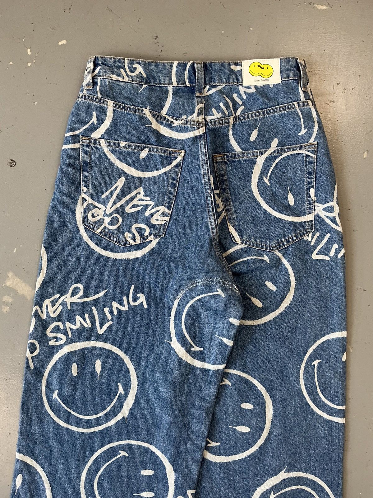 Designer × Vintage Vintage smiley crazy smiles printed denim Size 28" / US 6 / IT 42 - 11 Thumbnail