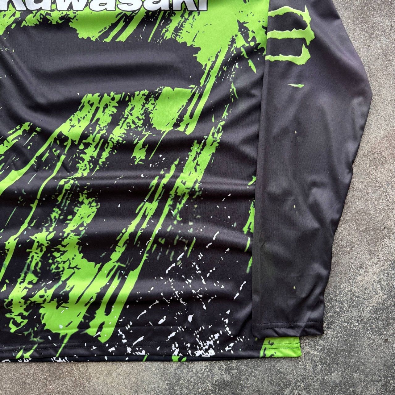 Japanese Brand Kawasaki Moto F1 Biker Racing Jersey Size US XL / EU 56 / 4 - 6 Thumbnail