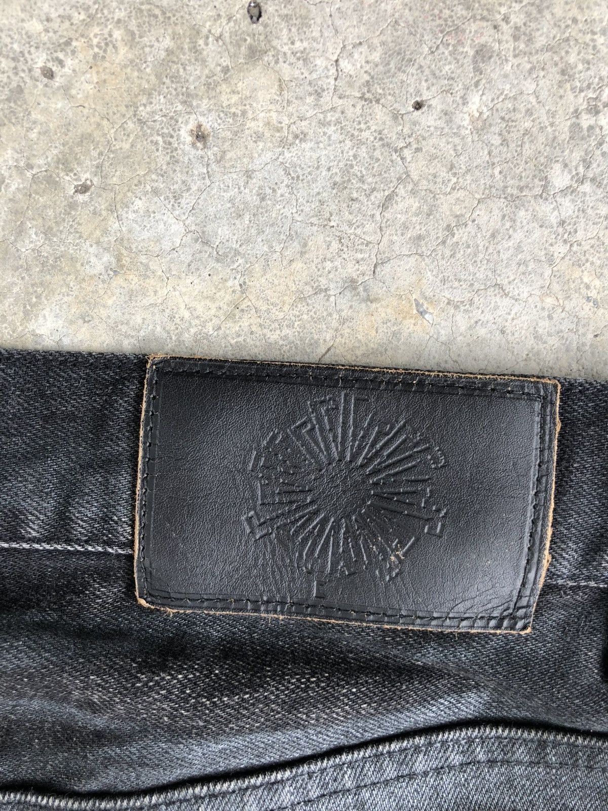 Tornado Mart Japanese Tornado Mart Flared Jeans Distressed Jeans Size US 32 / EU 48 - 18 Thumbnail