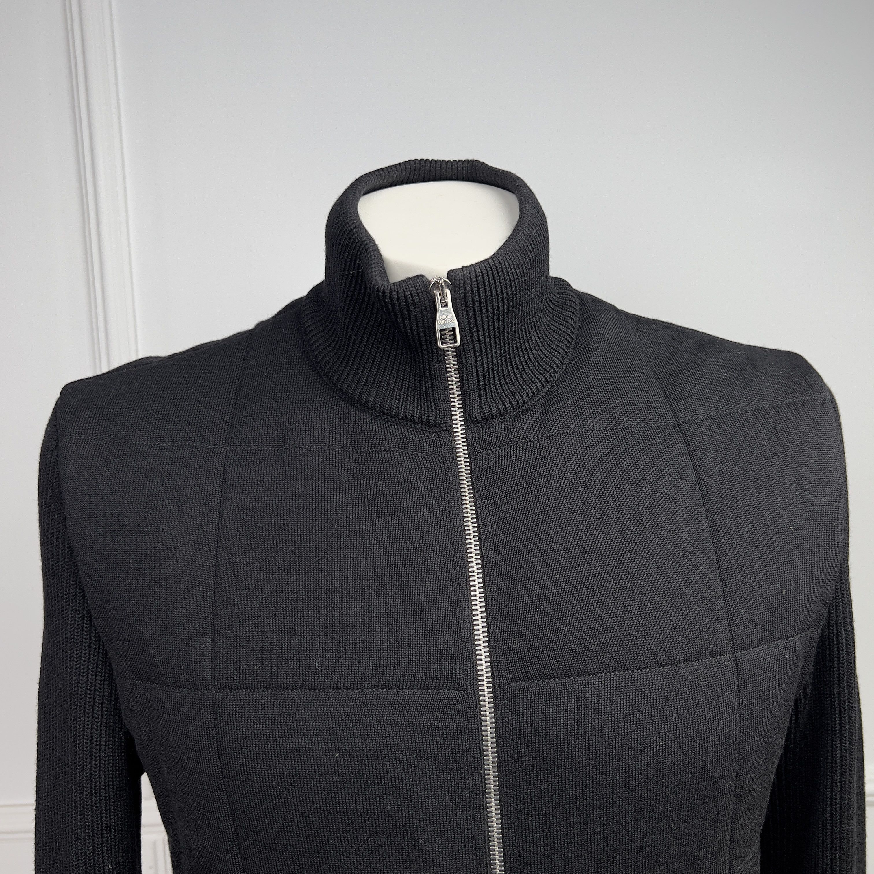 Louis Vuitton Louis Vuitton Cardigan Jacket Wool Silk / Garment Bag Hanger Size US S / EU 44-46 / 1 - 5 Thumbnail