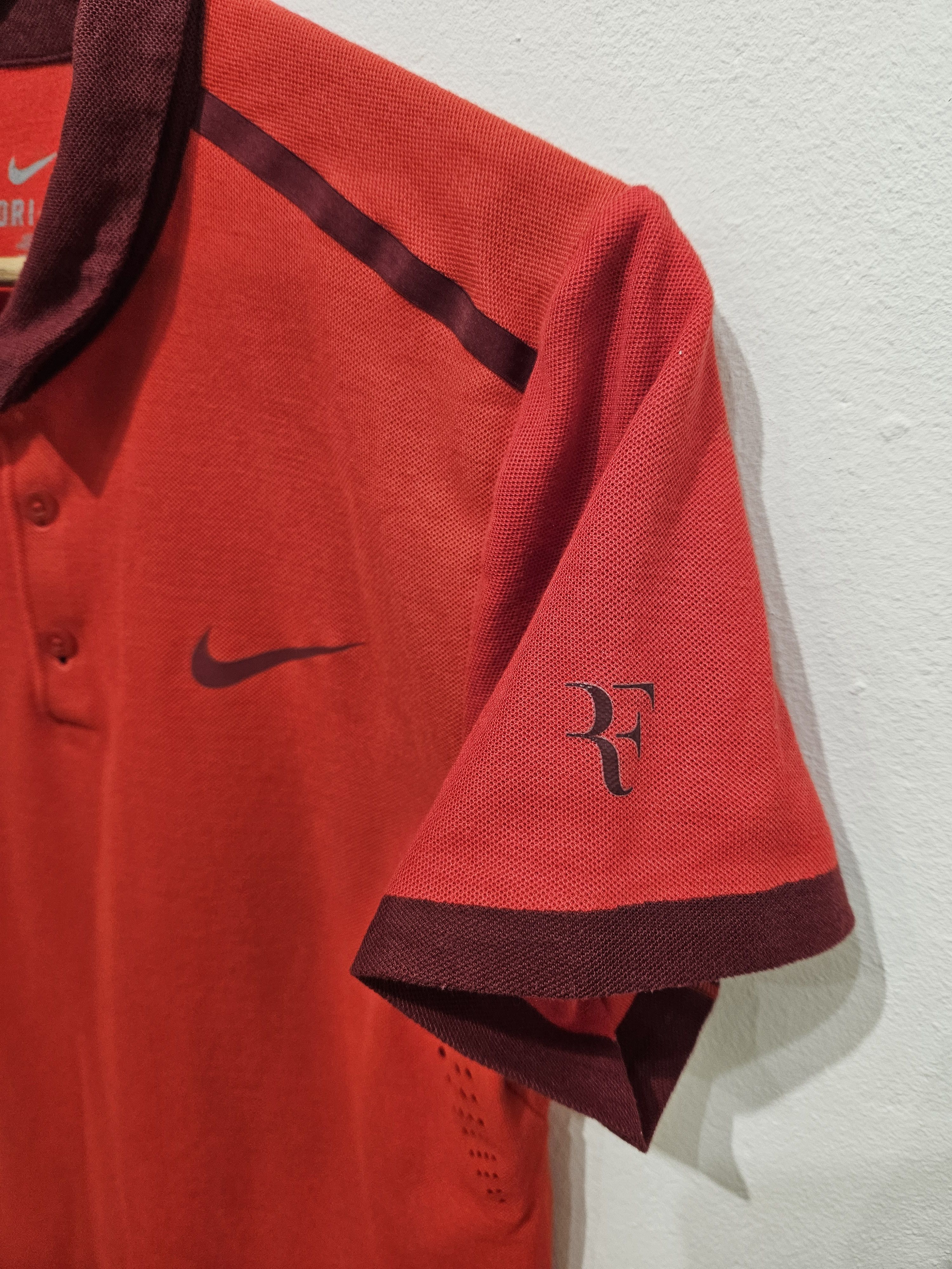 Nike NIKE ROGER FEDERER RF 2014 SHANGHAI BASEL ATP FINALS POLO Size US S / EU 44-46 / 1 - 4 Thumbnail