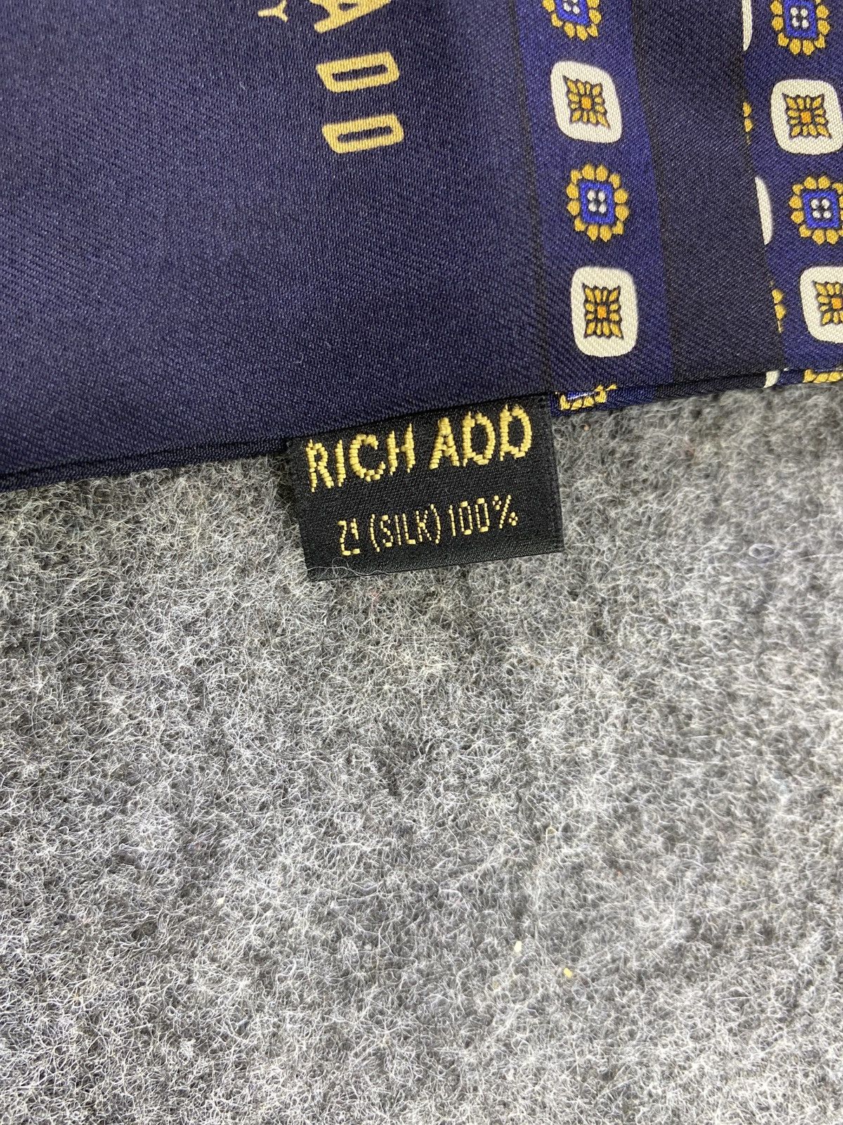 Other RICHADO SILK Scarf / Muffler / Neckwear -T548 Size ONE SIZE - 6 Thumbnail