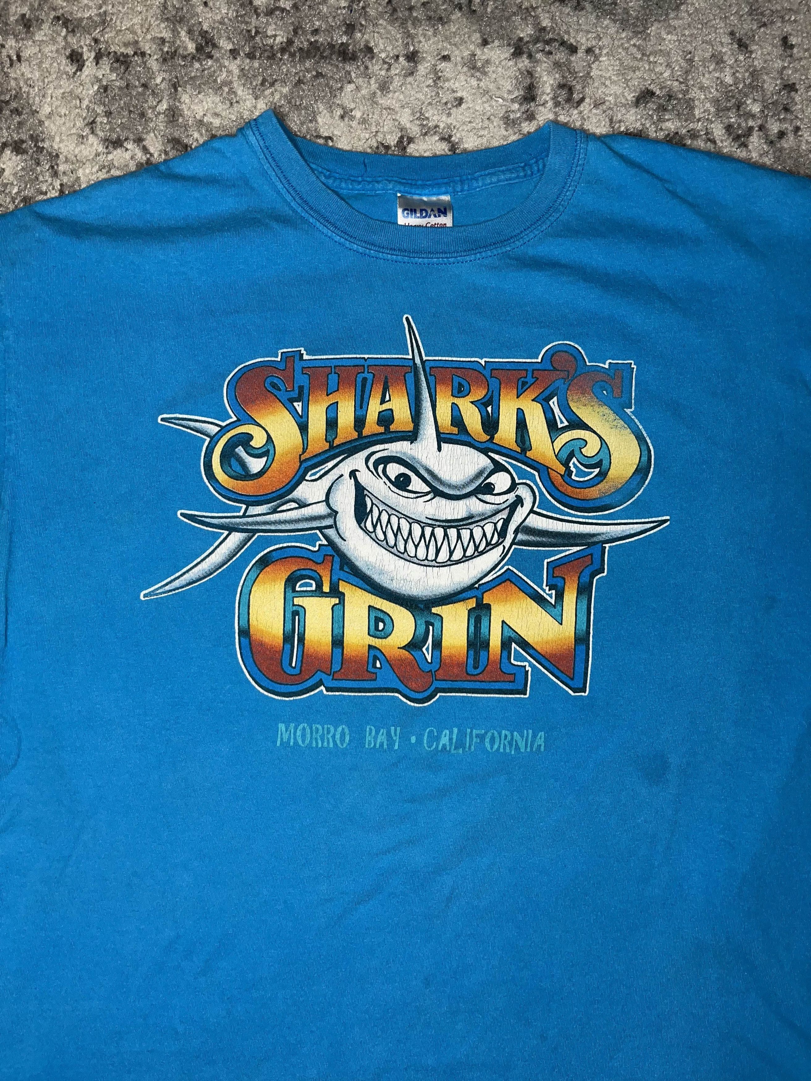 Vintage Y2K Sharks Grin Morro Bay California Shark Shirt Size US M / EU 48-50 / 2 - 3 Thumbnail