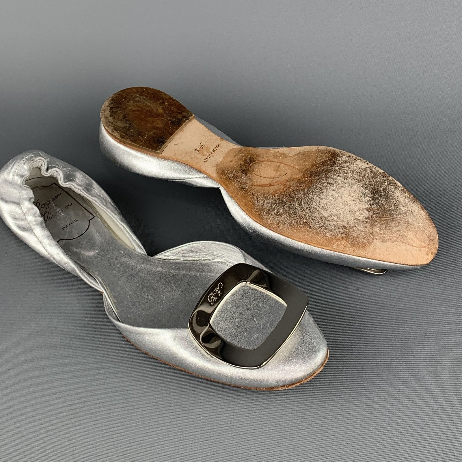 Roger Vivier ROGER VIVIER Size 6.5 Silver Leather Chips Buckle Flats Size US 6.5 / IT 36.5 - 4 Thumbnail
