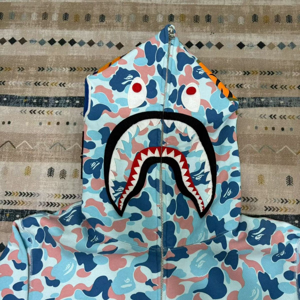 Bape BAPE CAMO LIMITED FULL ZIP HOODIE Size US L / EU 52-54 / 3 - 3 Thumbnail
