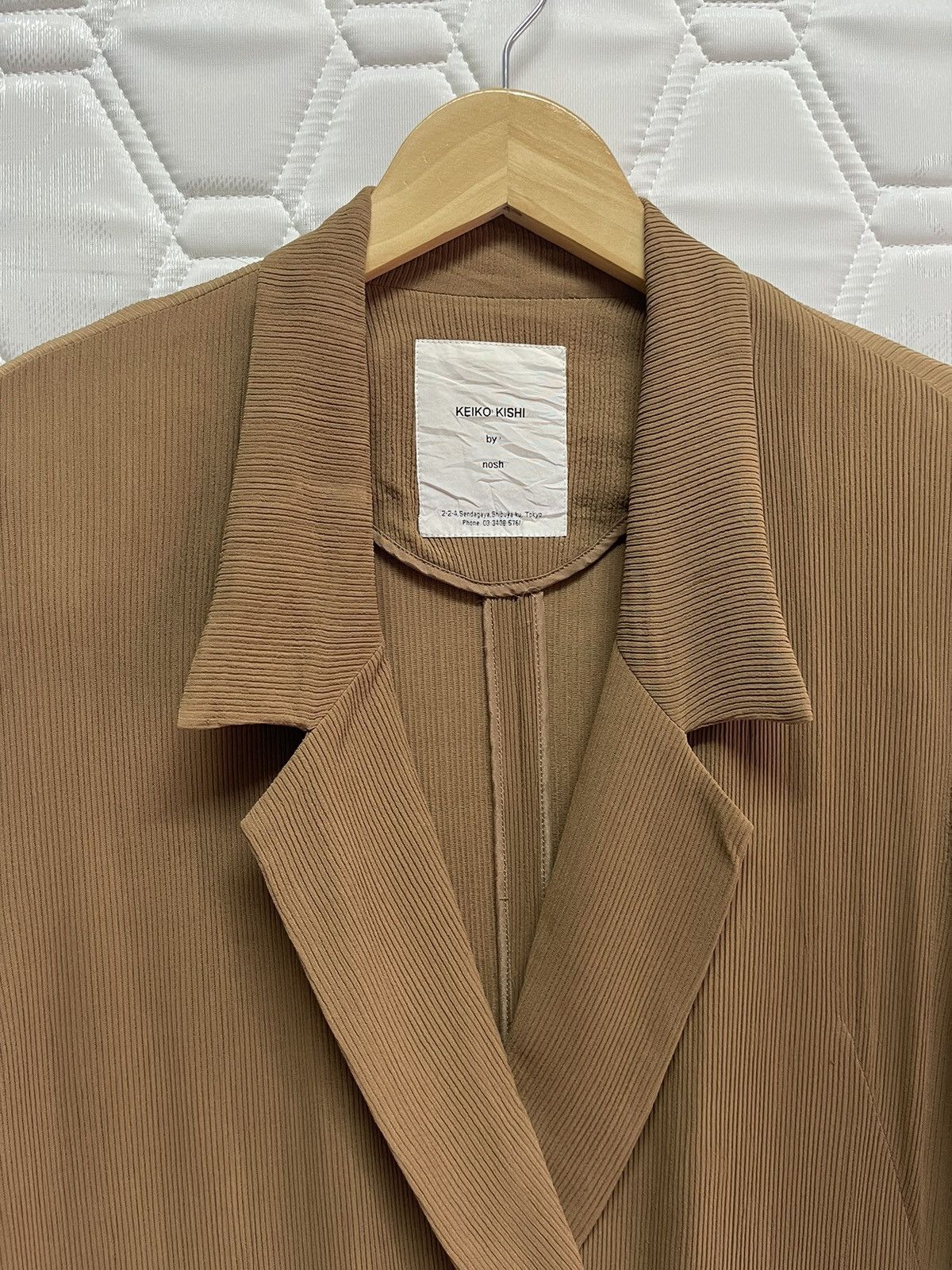Japanese Brand VINTAGE KEIKO KISHI NOSH PLEAT PLEASE FABRIC COAT Size M / US 6-8 / IT 42-44 - 2 Thumbnail