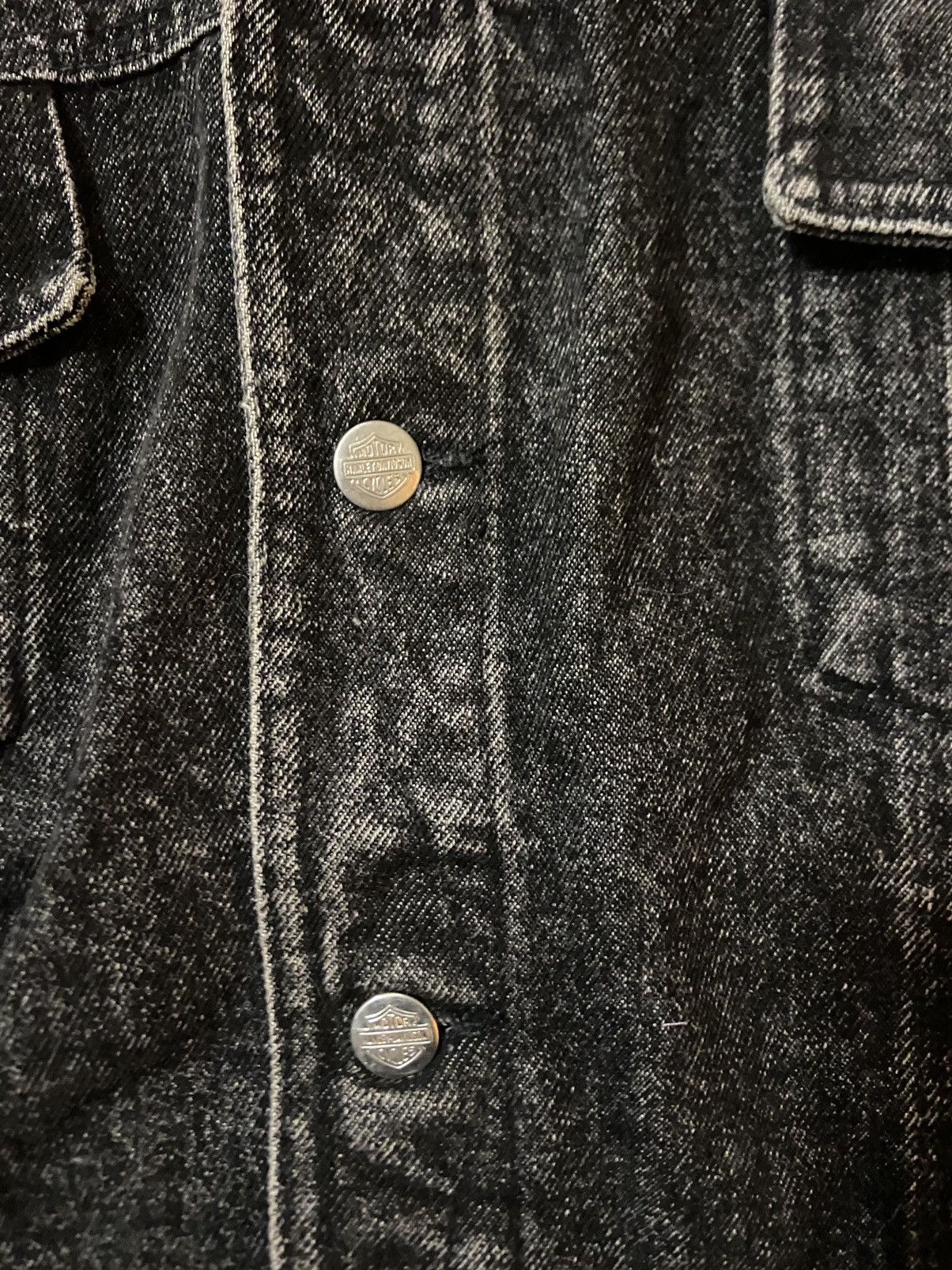 Harley Davidson × Vintage Vintage Embossed Harley Davidson Denim Black Jacjet Size US XL / EU 56 / 4 - 3 Thumbnail