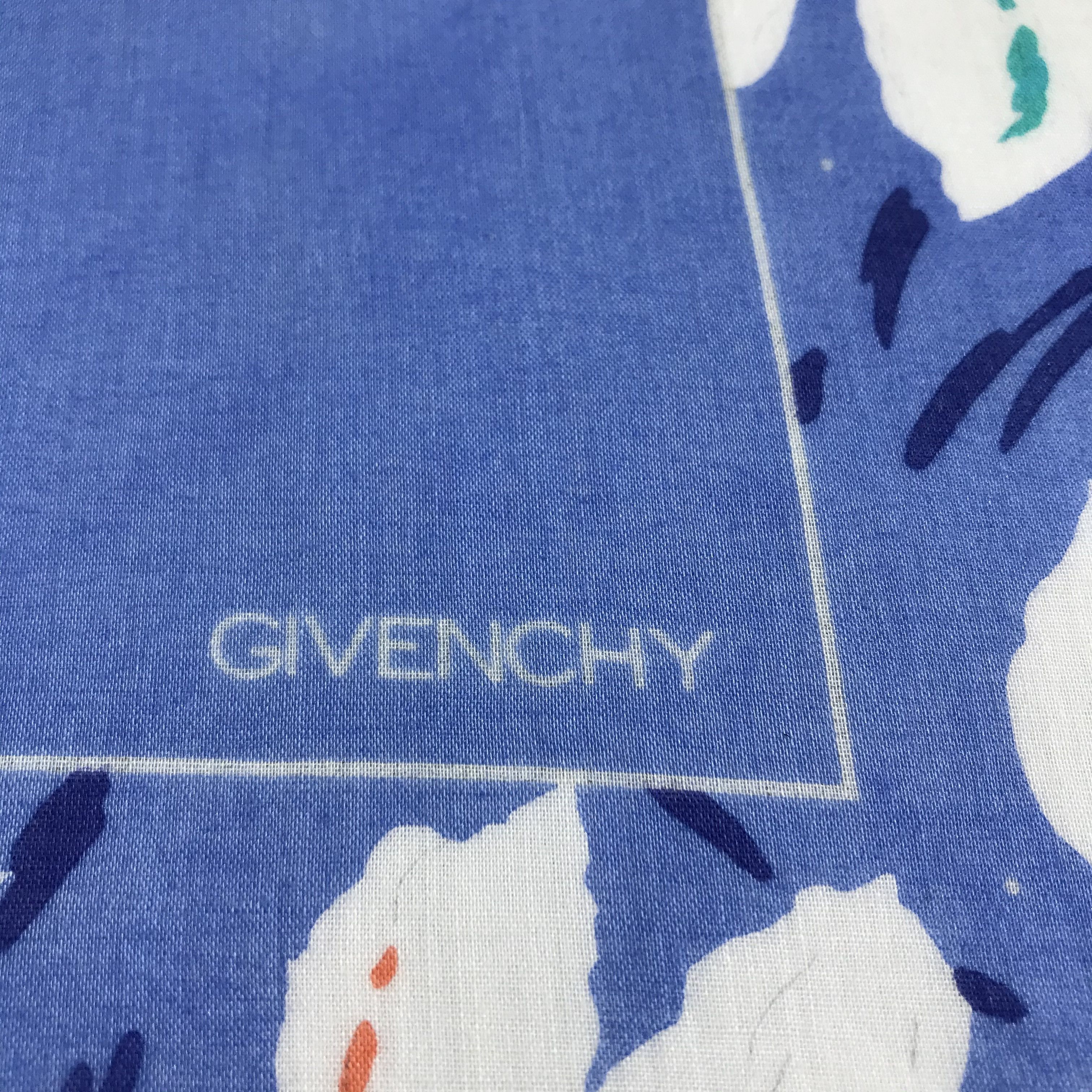 Givenchy Givenchy Floral Handkerchief Neckerchief Bandana H877 Size ONE SIZE - 3 Thumbnail